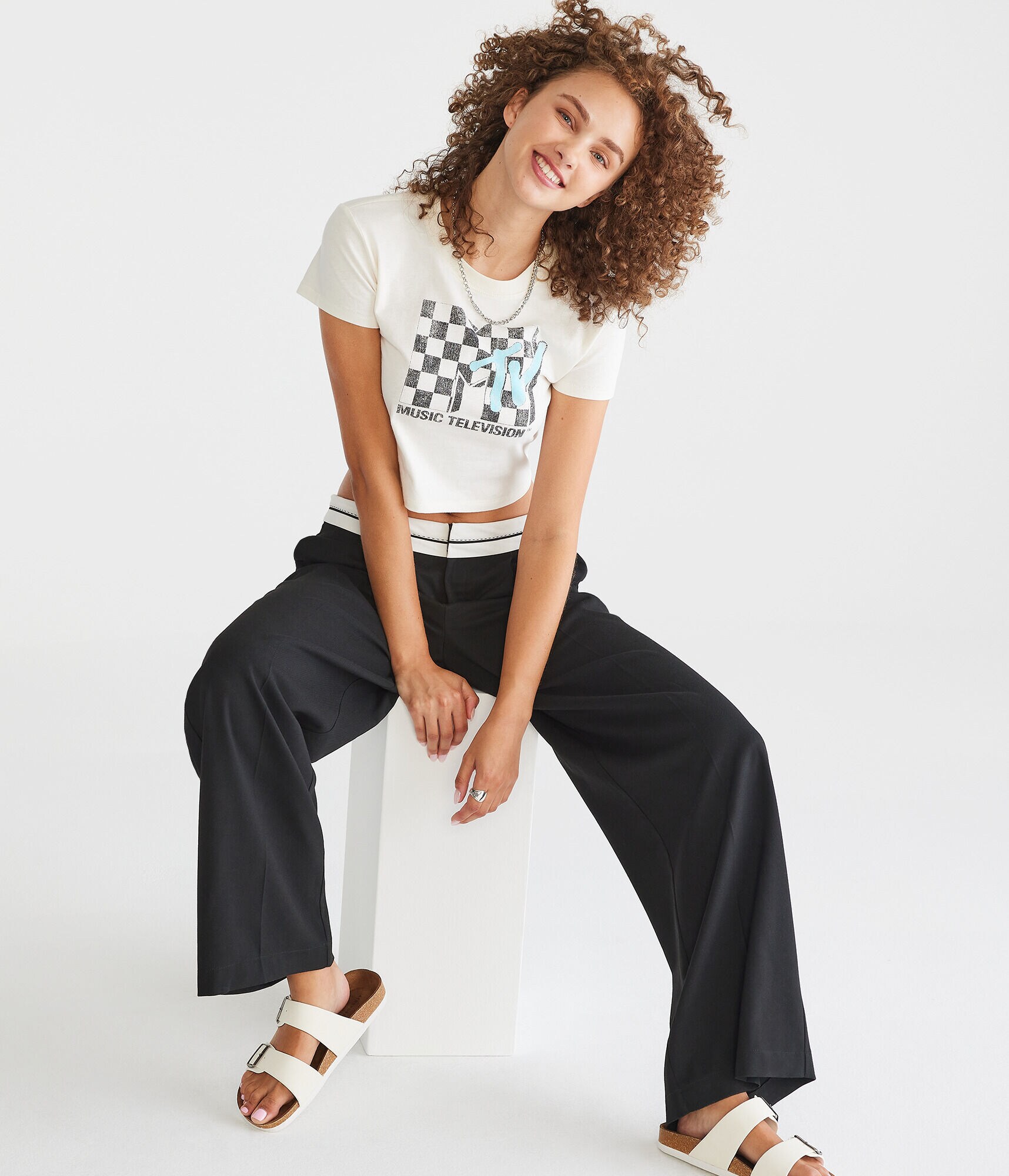 MTV Vintage Cropped Graphic Tee