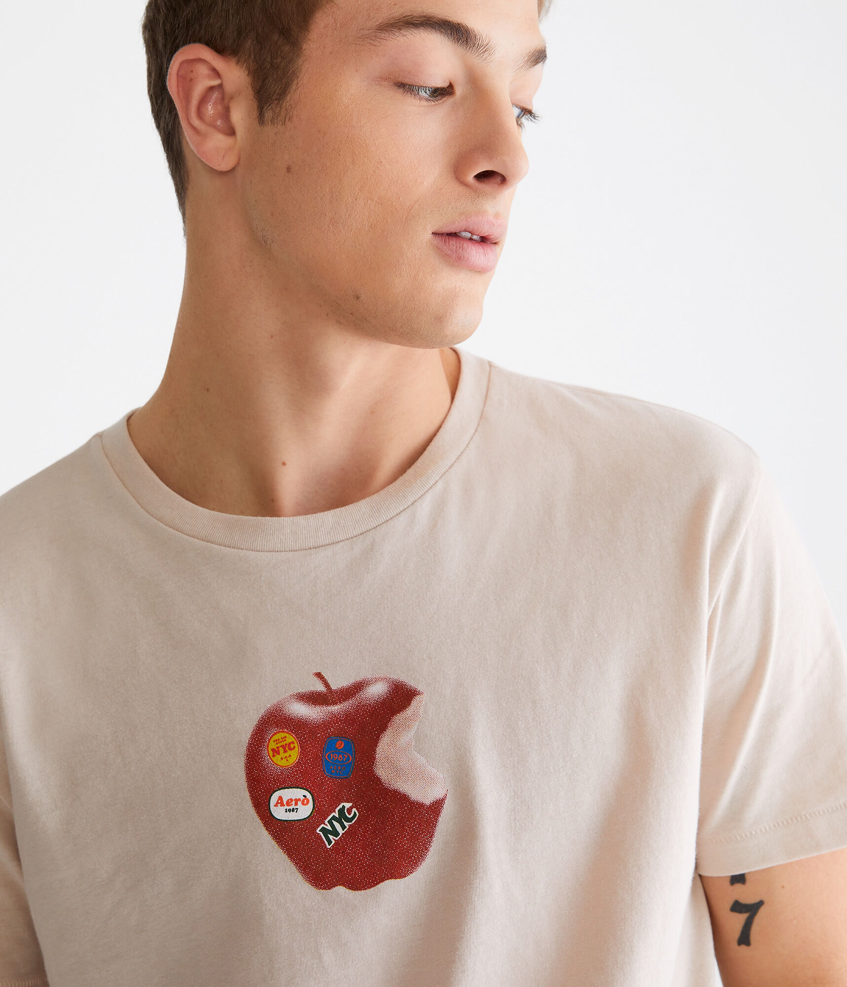 Aero Apple Bite Graphic Tee