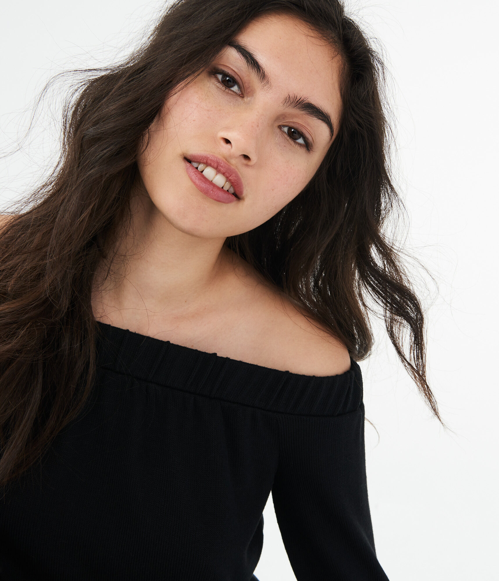 Long Sleeve Tie-Front Off-The-Shoulder Top***