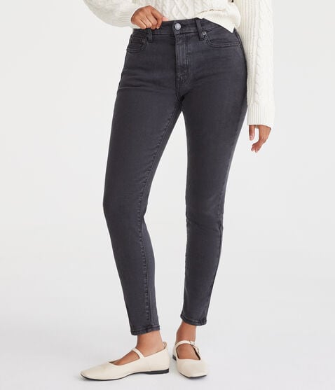 Curvy Premium High-Rise Jegging With LYCRA® FREEF!T® Technology Curvy Premium High-Rise Jegging With LYCRA® FREEF!T® Technology