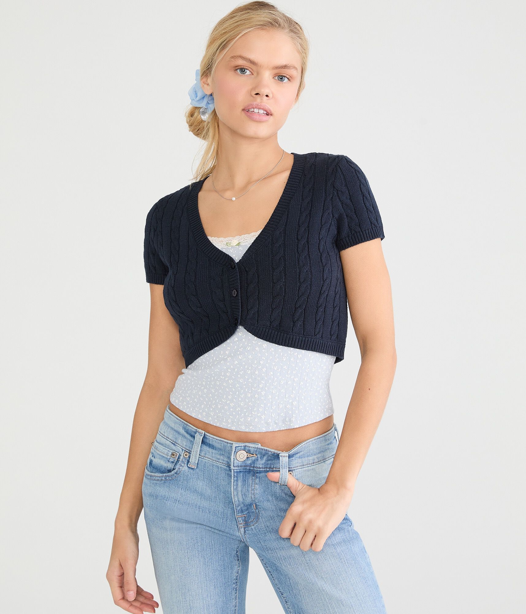 Short Sleeve Cable Knit Sweater Shrug