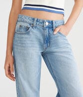 Low-Rise Baggy Flare Jean