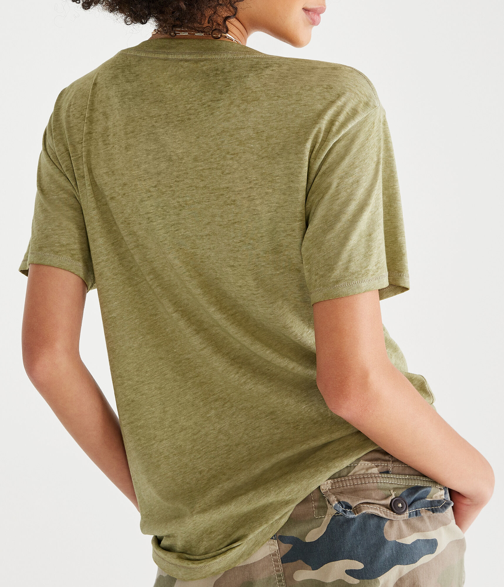 Washed V-Neck Loose Fit Pocket Tee