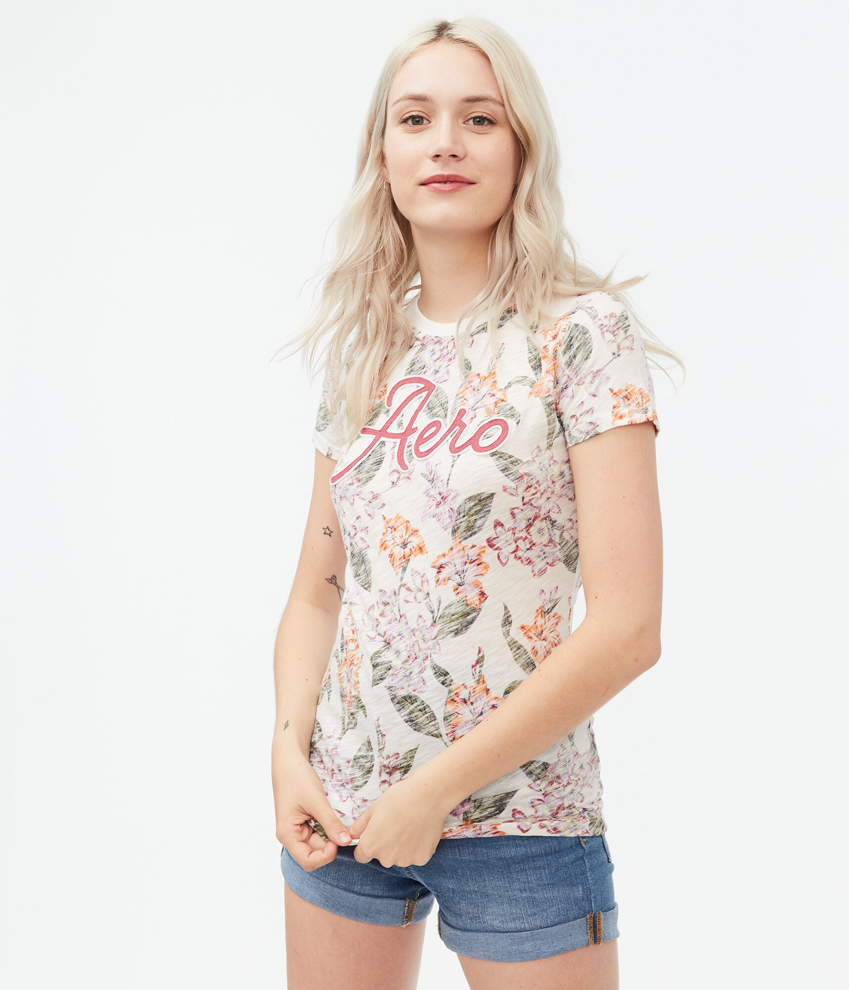 Aero Heathered Floral Appliqu&eacute; Graphic Tee