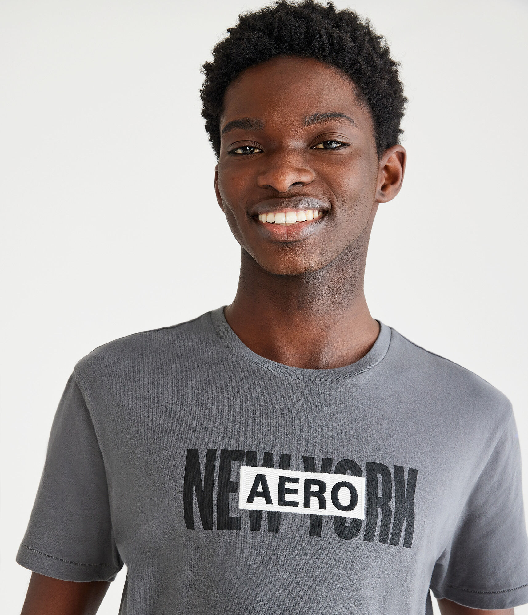 Aero New York Box Logo Appliqu&eacute; Graphic Tee