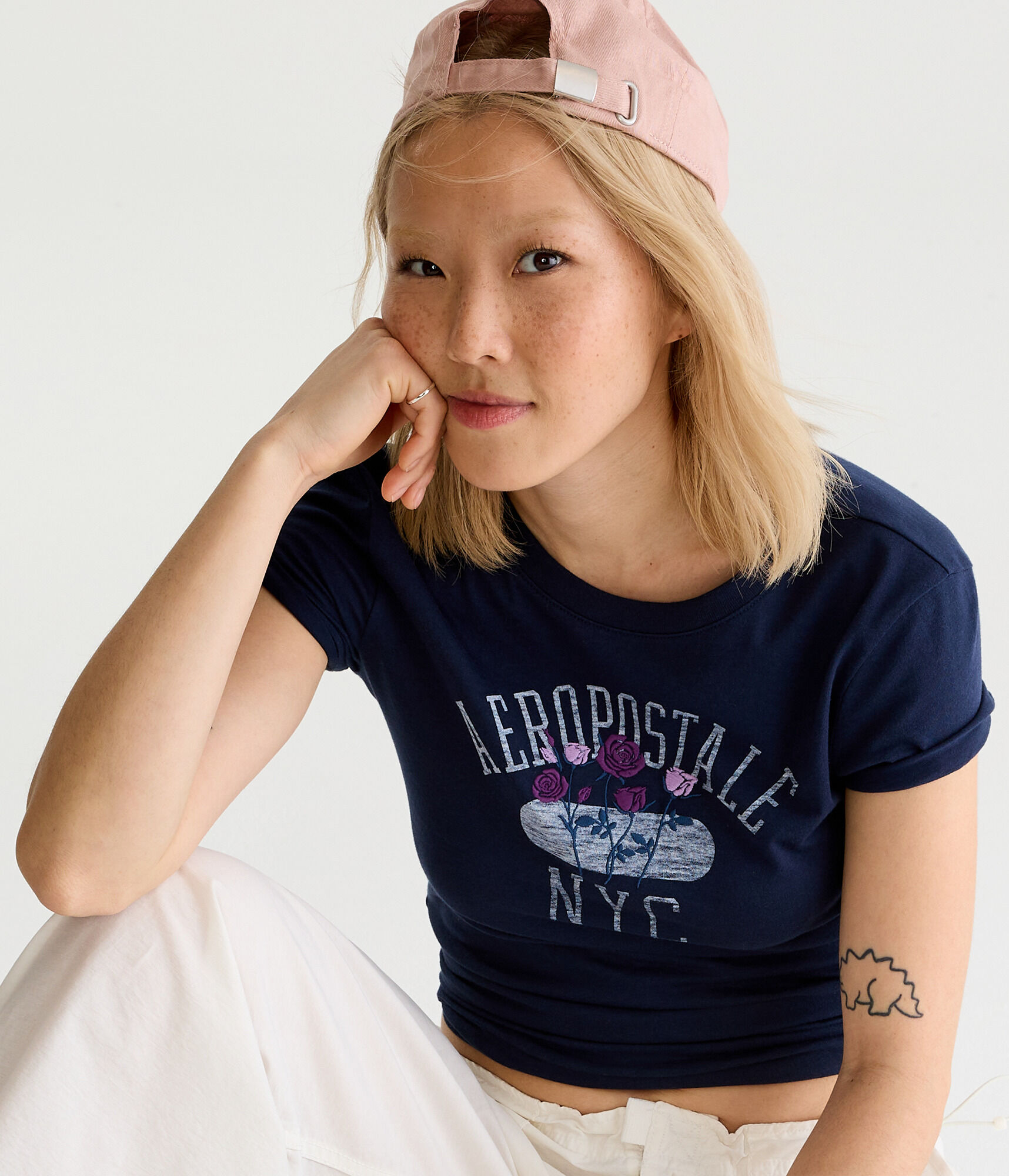 Aeropostale NYC Roses Graphic Tee