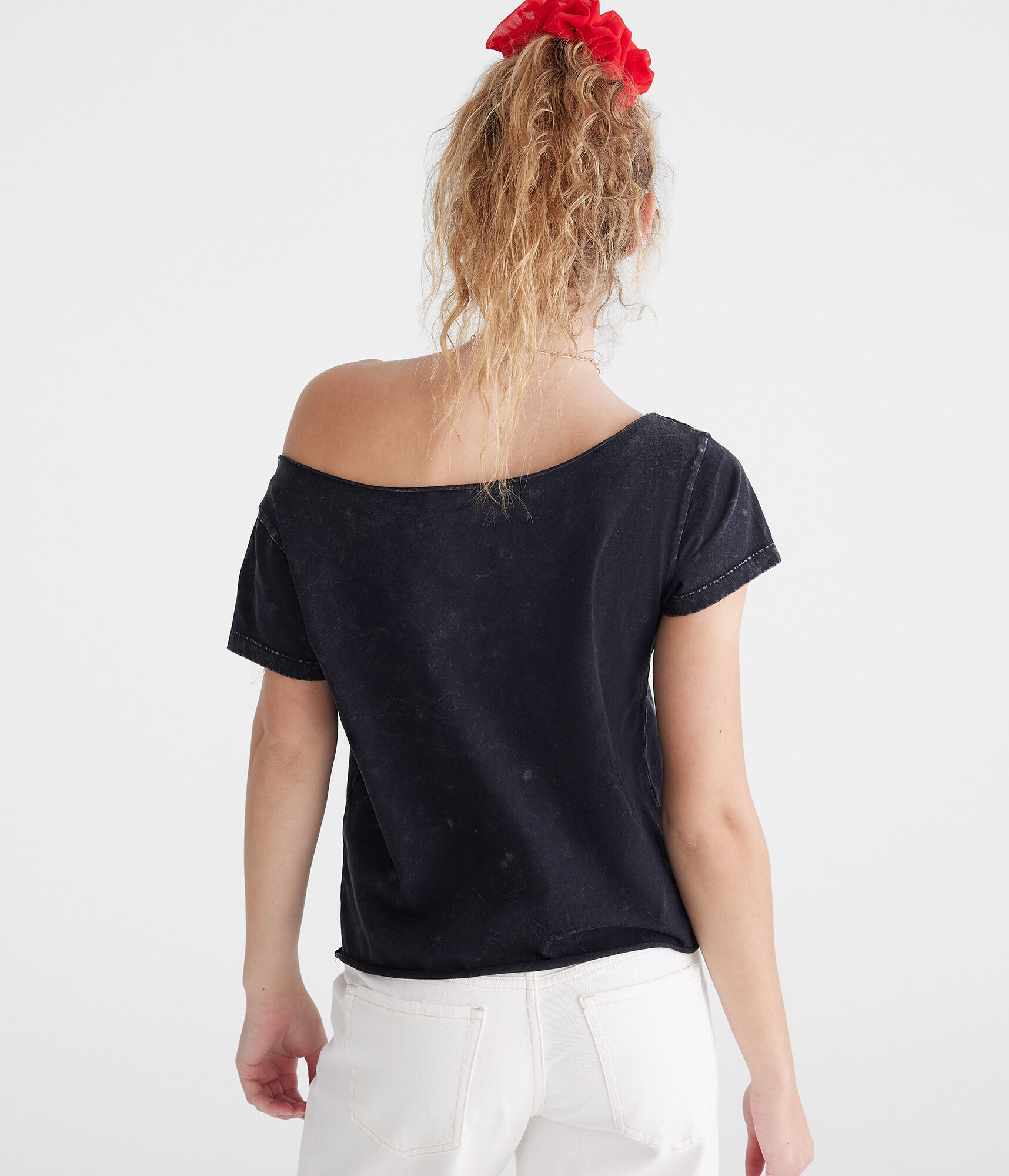 Formula 1® Racing Championship Off-The-Shoulder Graphic Tee