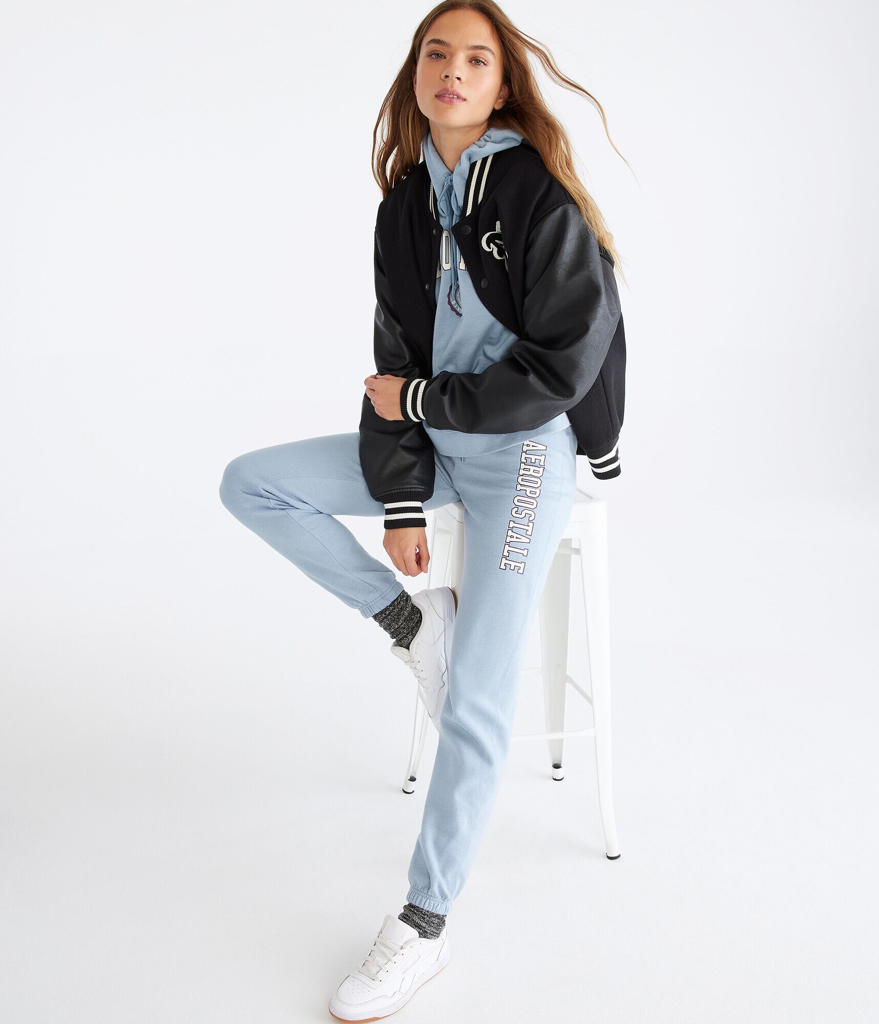 Aeropostale Logo Cinched Sweatpants