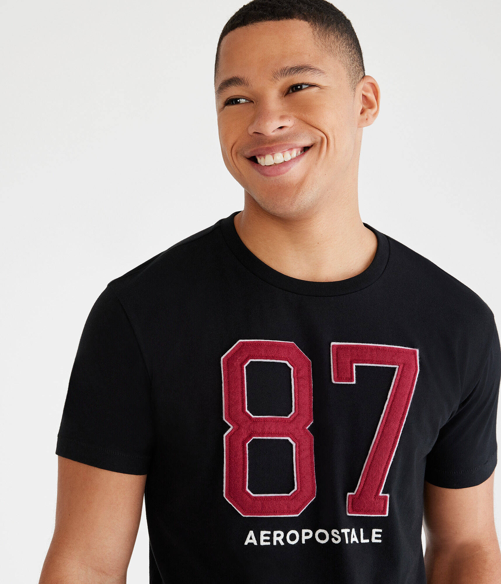 Aeropostale Large 87 Appliqu&eacute; Graphic Tee