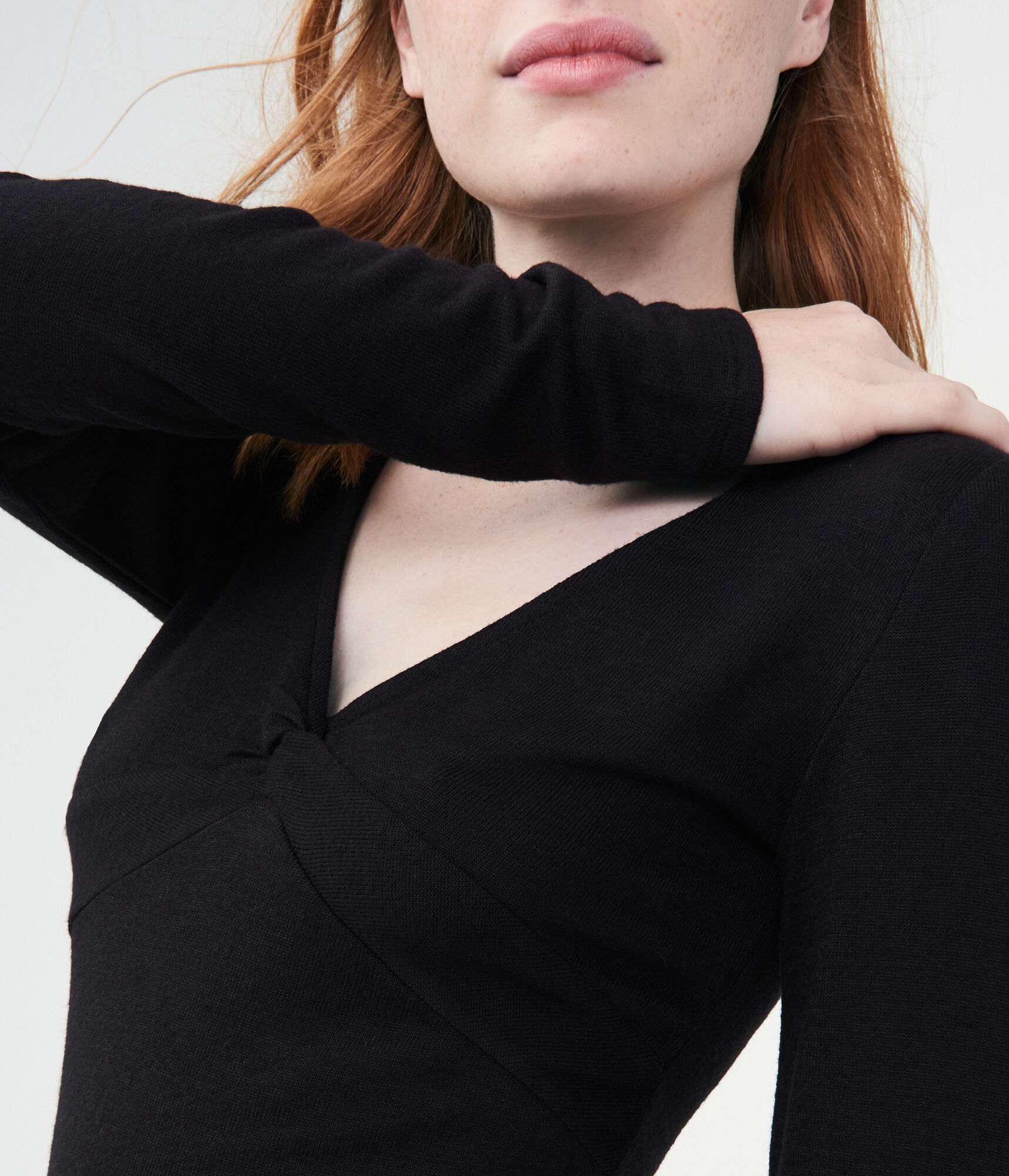 Long Sleeve Heathered Twist-Front V-Neck Top