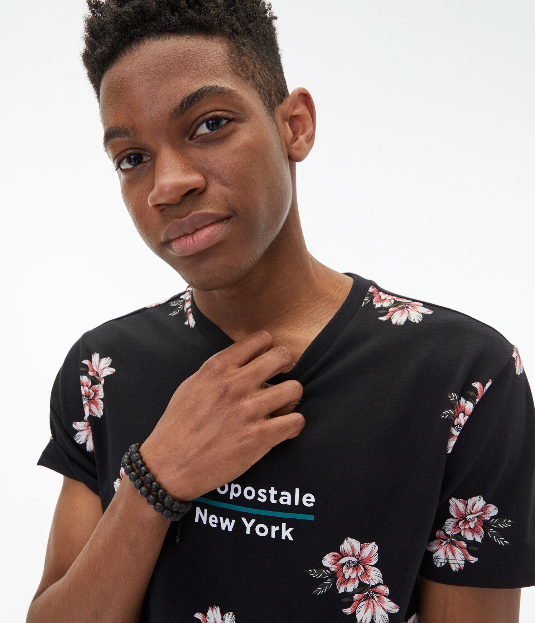 Aeropostale 1987 Floral Curved Hem Tee