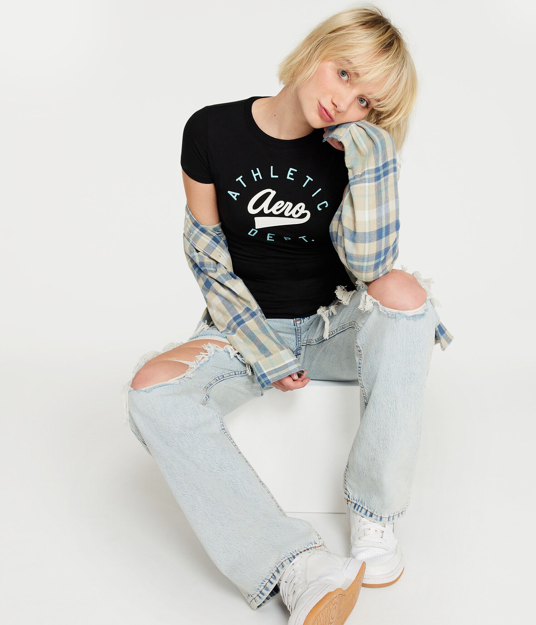 Aero Script Logo Appliqu&eacute; Graphic Tee