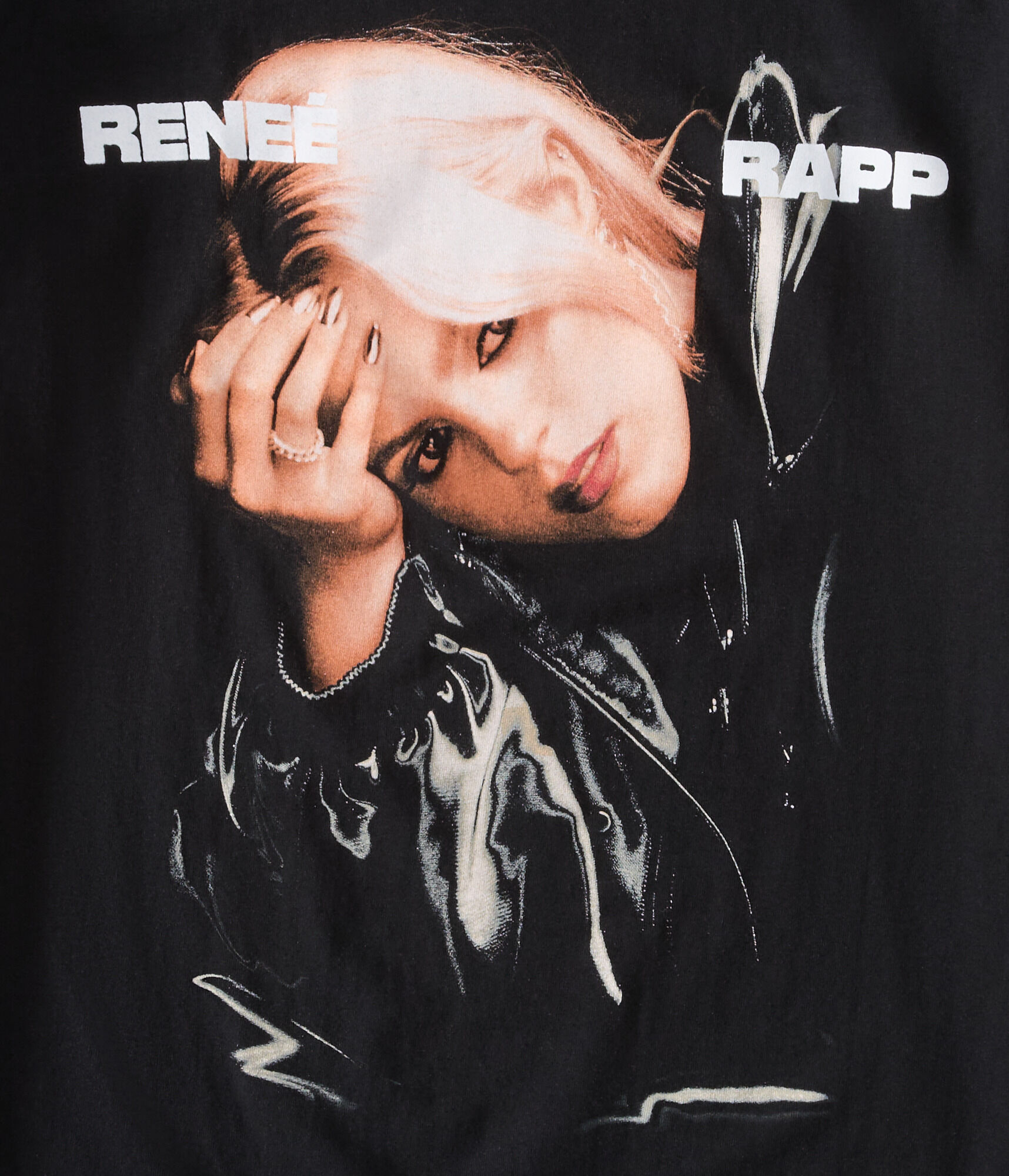 Rene&eacute; Rapp Oversized Graphic Tee