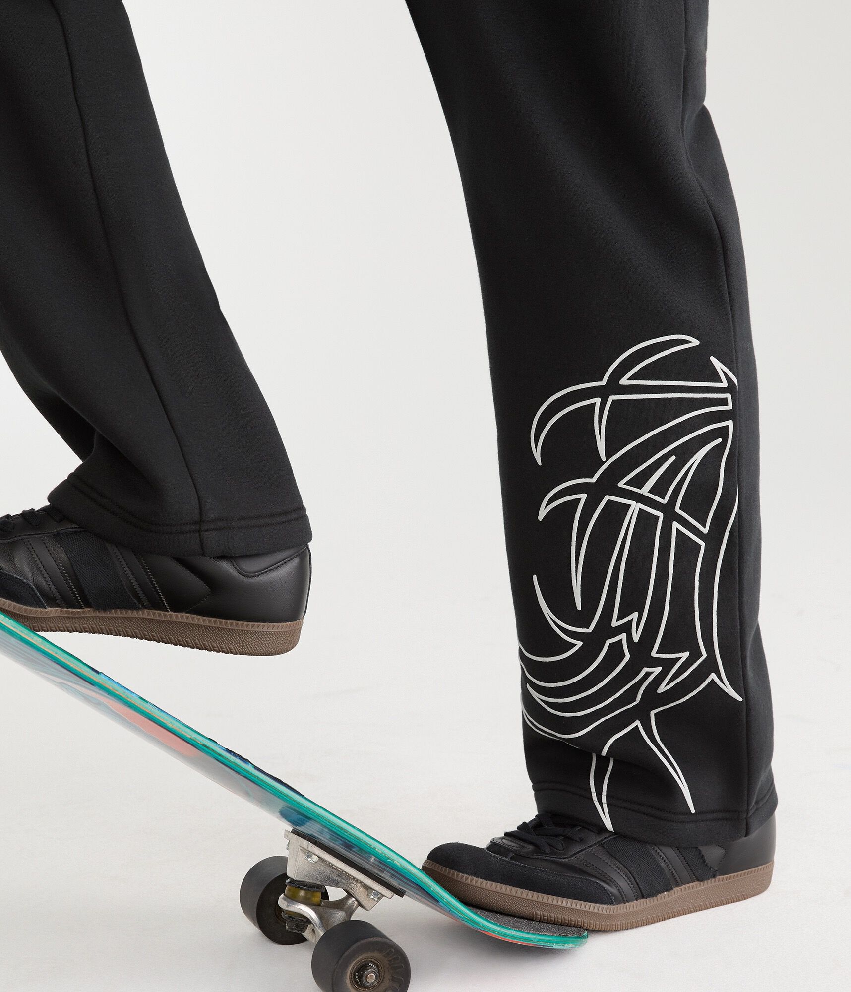 Cloud Soft Barbed Wire Straight Leg Sweatpants