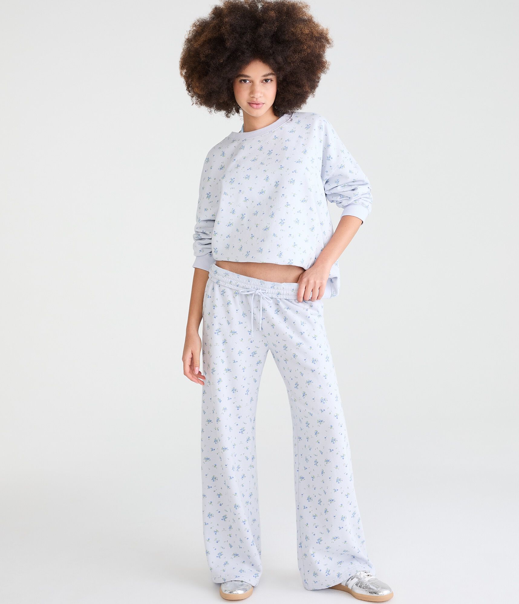 Cloud Soft Floral Print Mid-Rise Wide Leg Sweatpants