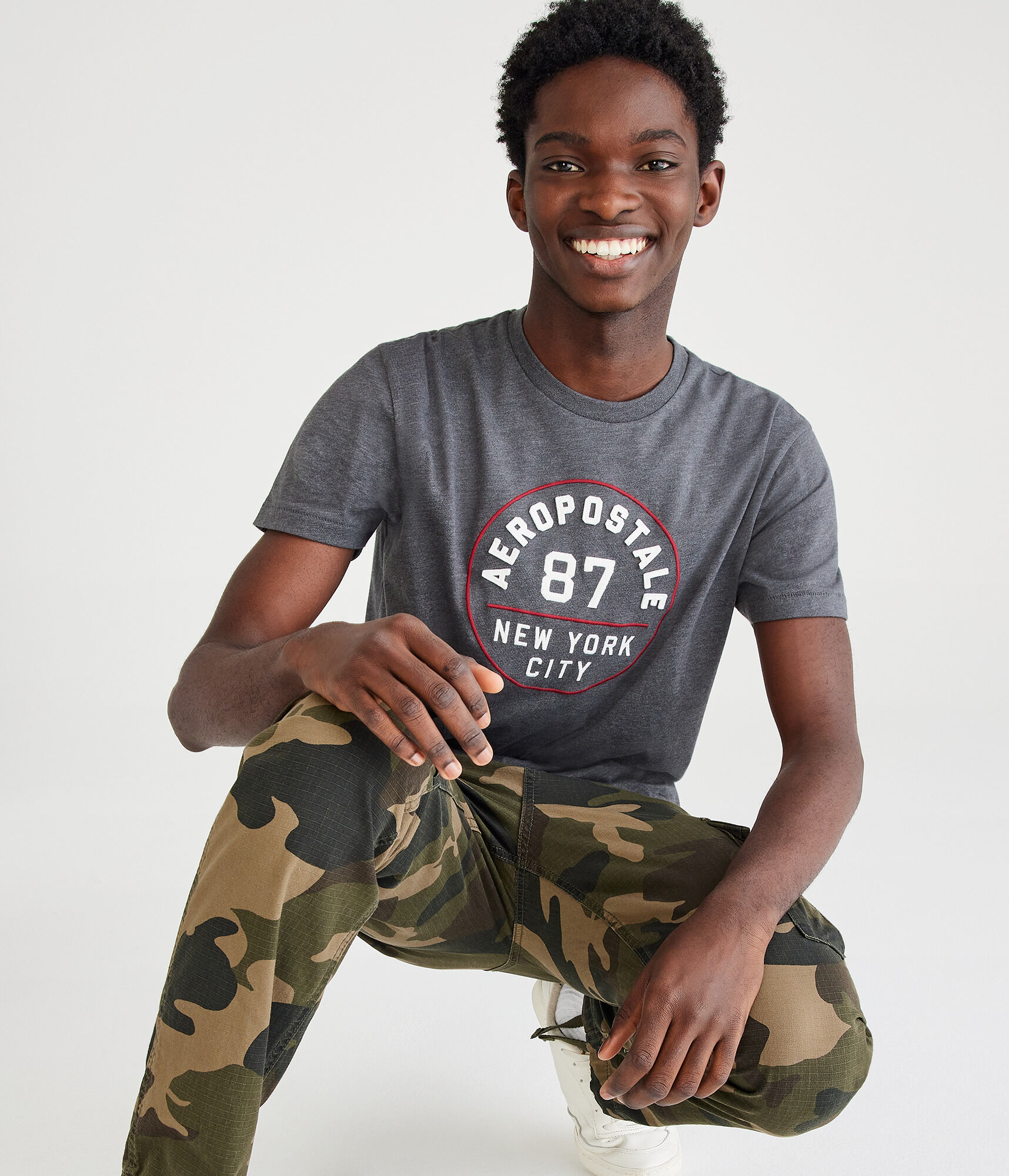 Aeropostale 87 Circle Appliqu&eacute; Graphic Tee