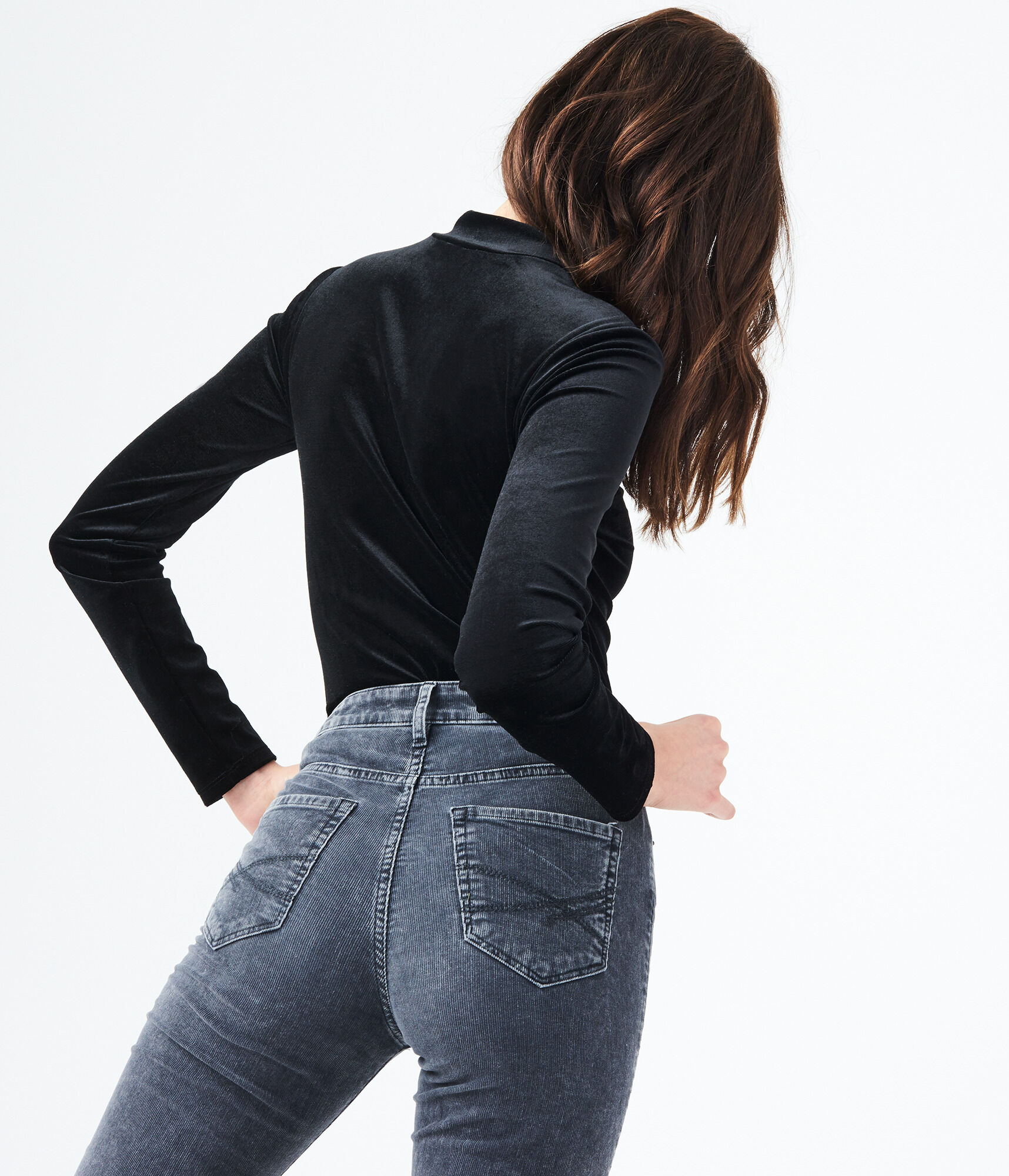 Long Sleeve Velvet Choker Top