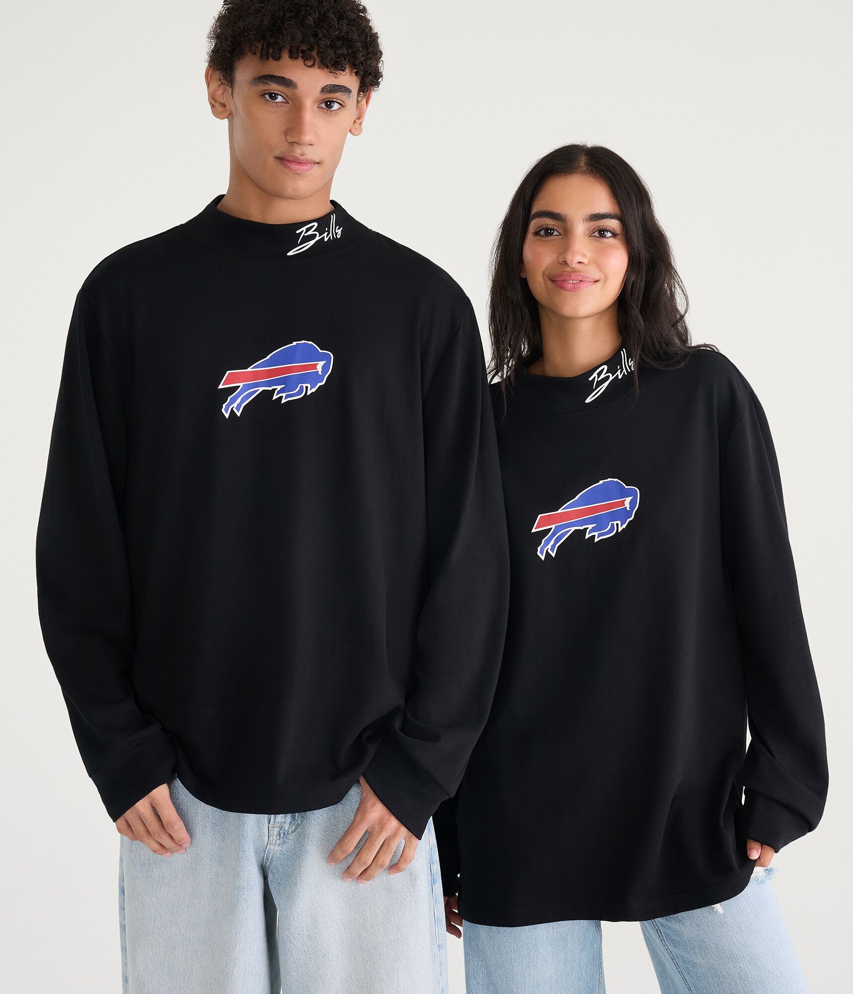 Long Sleeve Buffalo Bills Mock-Neck Tee