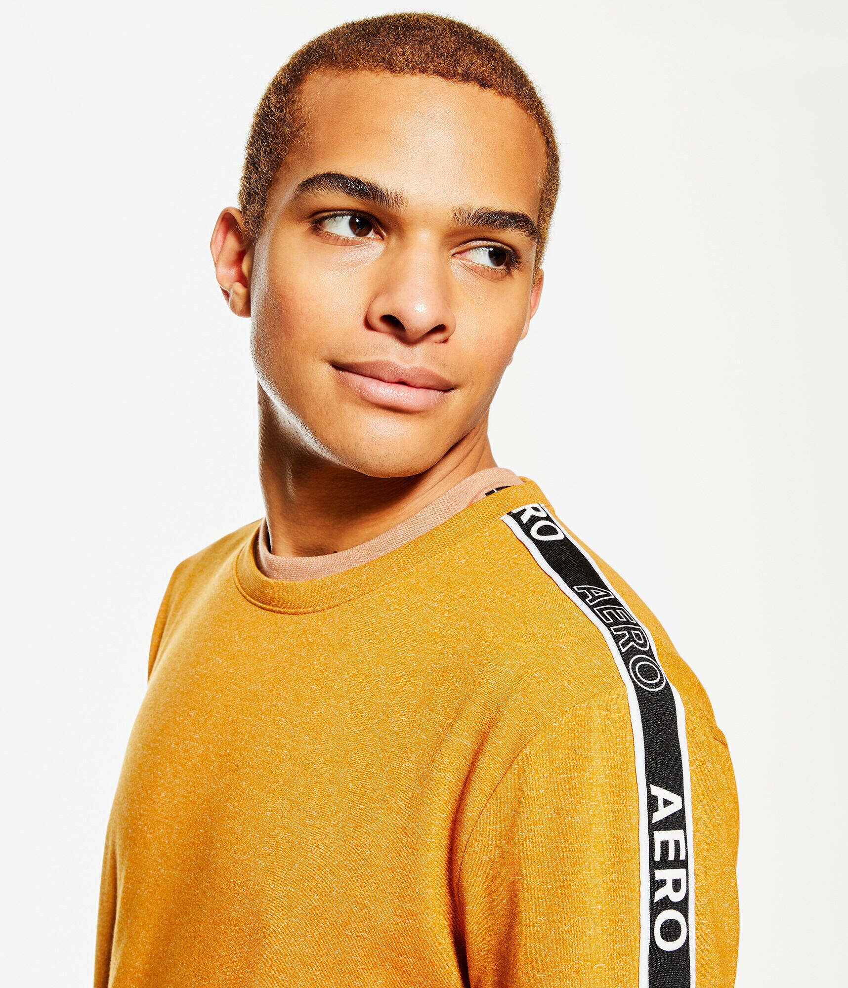 Long Sleeve Heritage Logo Tape Stretch Graphic Tee