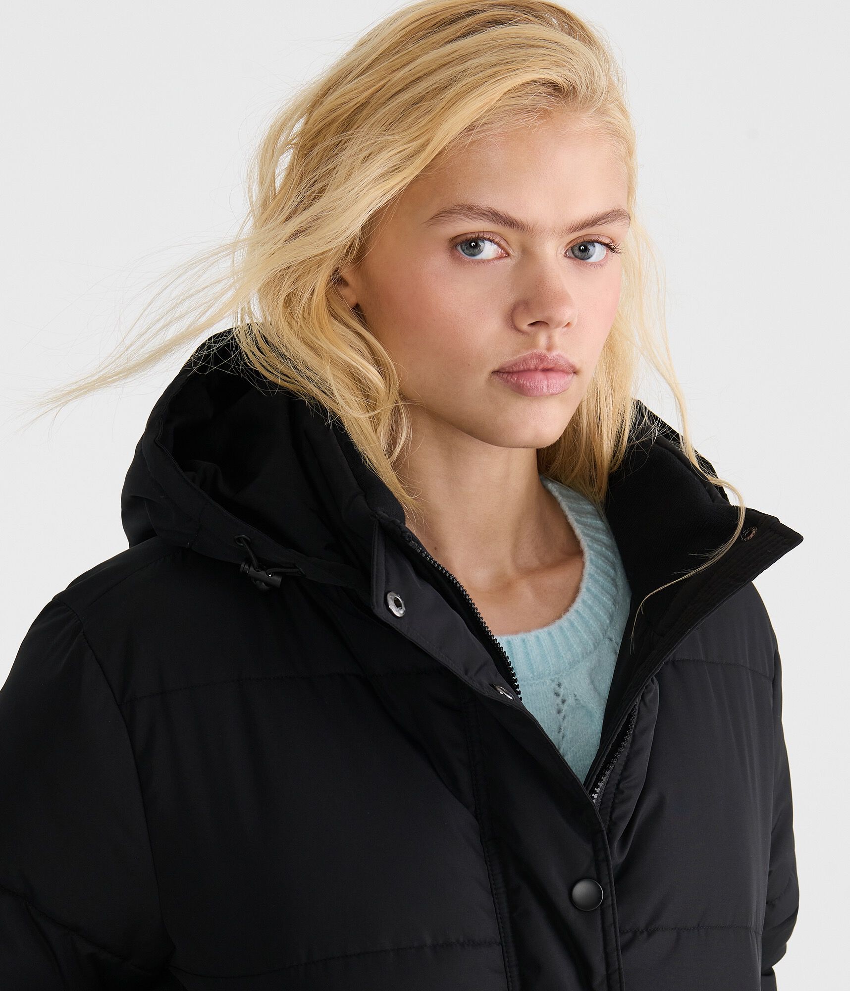 Midweight Hooded Puffer Jacket