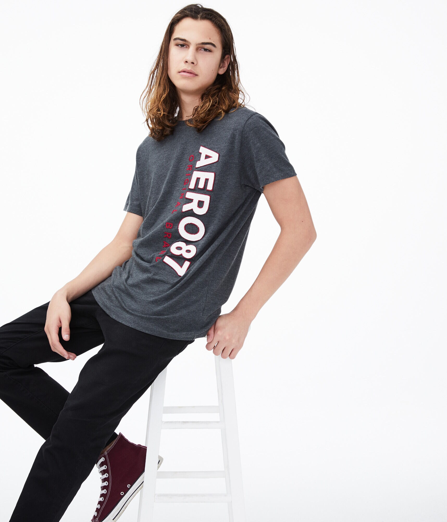 Vertical Aero 87 Appliqu&eacute; Graphic Tee