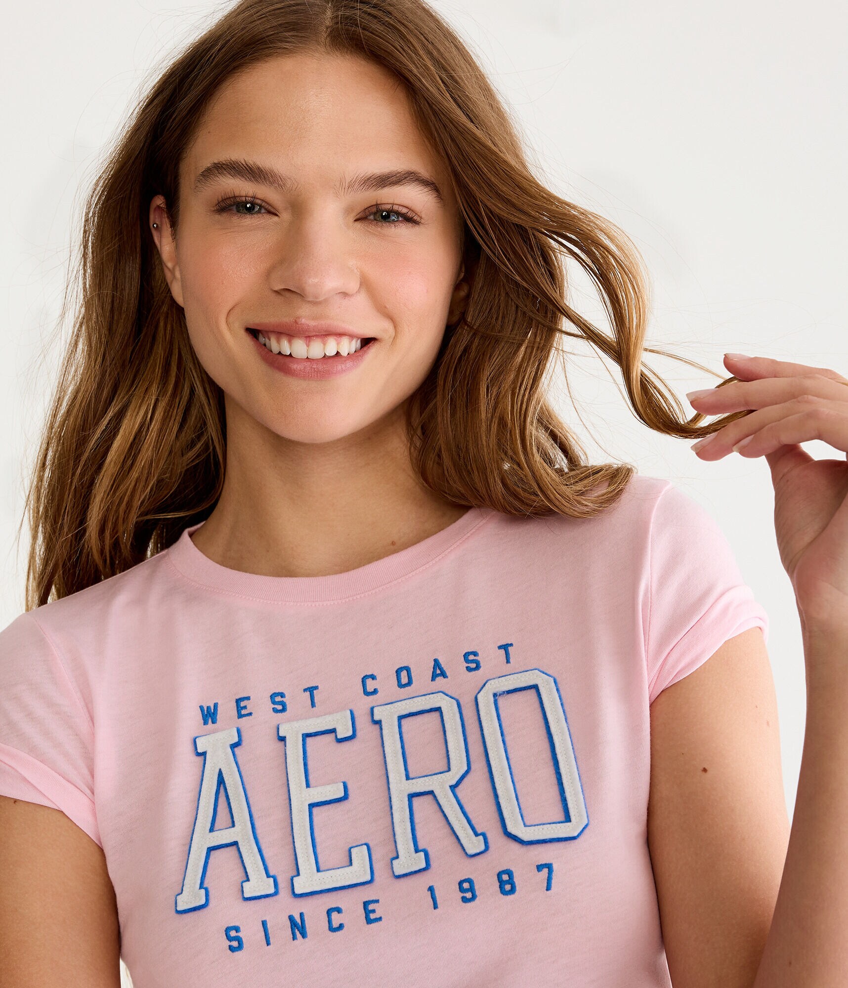 Aero West Coast Appliqu&eacute; Graphic Tee