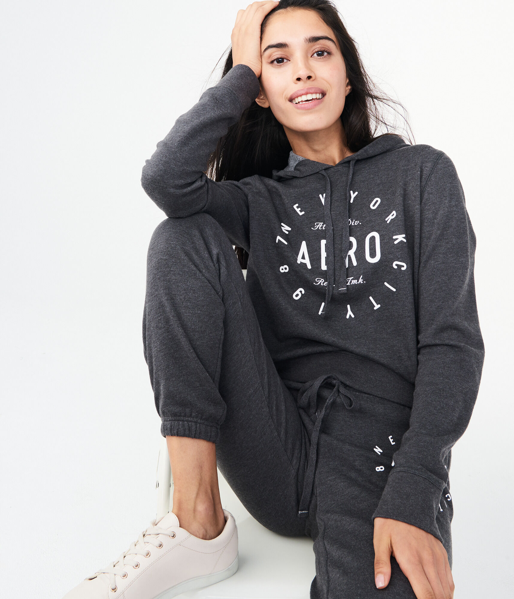Aero New York Circle Pullover Hoodie
