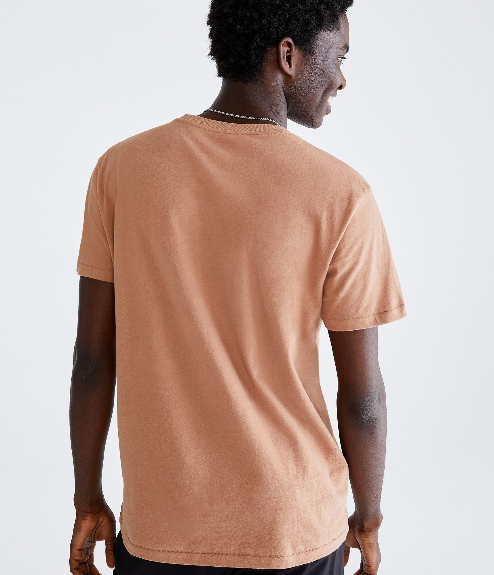 Aero Large 87 Logo Graphic Tee