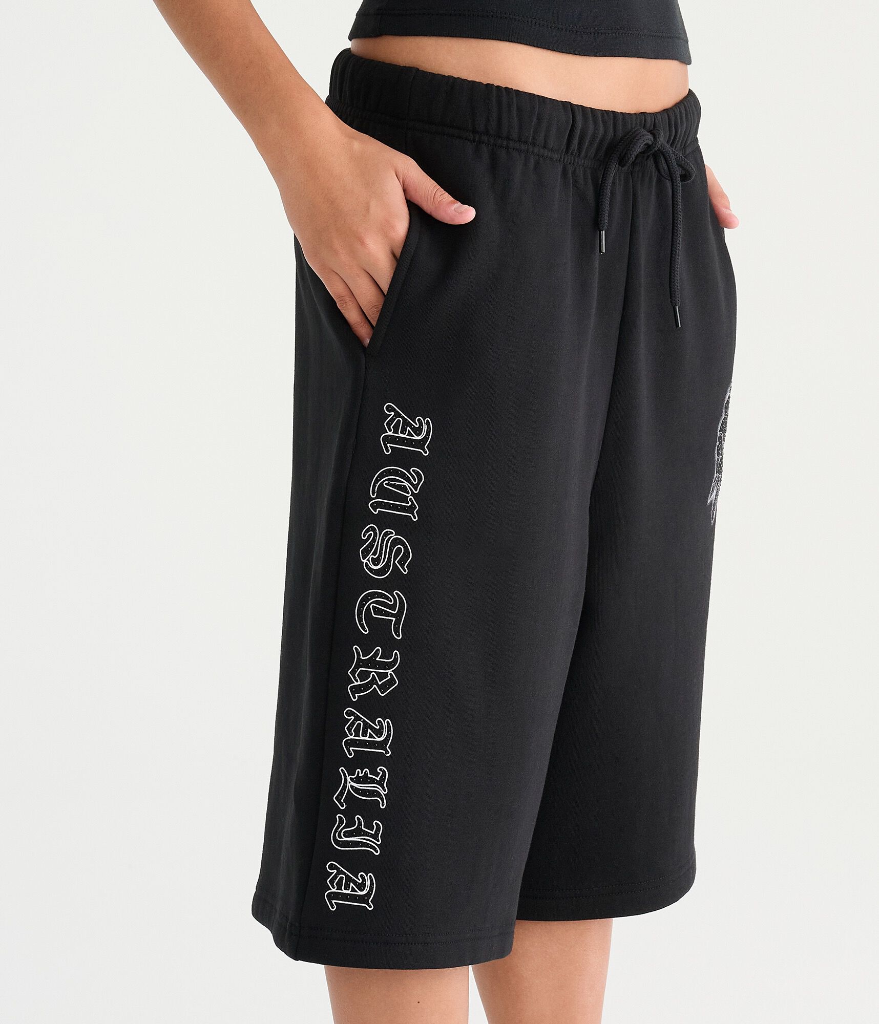 D&eacute;j&agrave; For Aero Rhinestone Rose Low-Rise Baggy Fleece Shorts