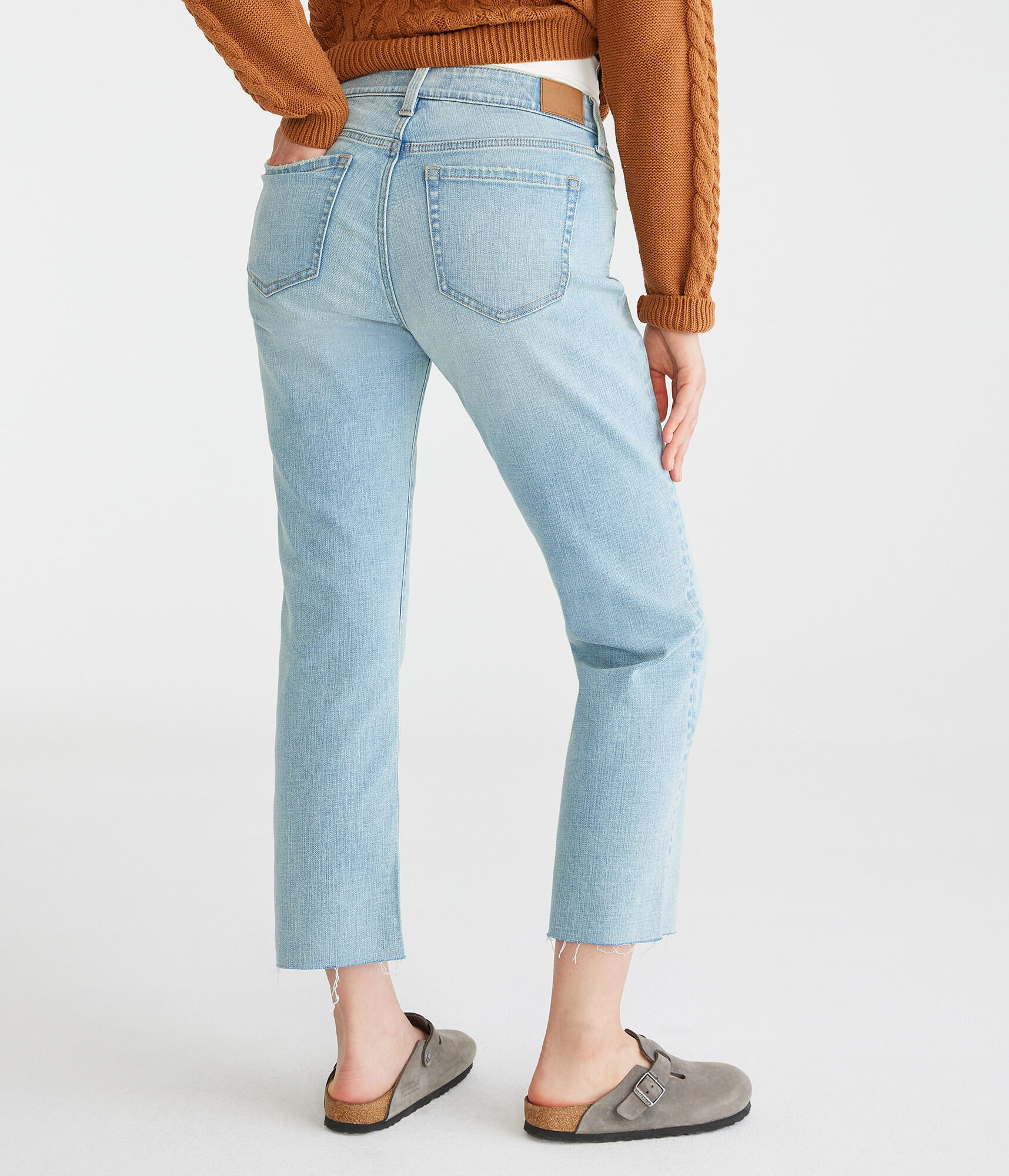 Mid-Rise Kick Flare Jean