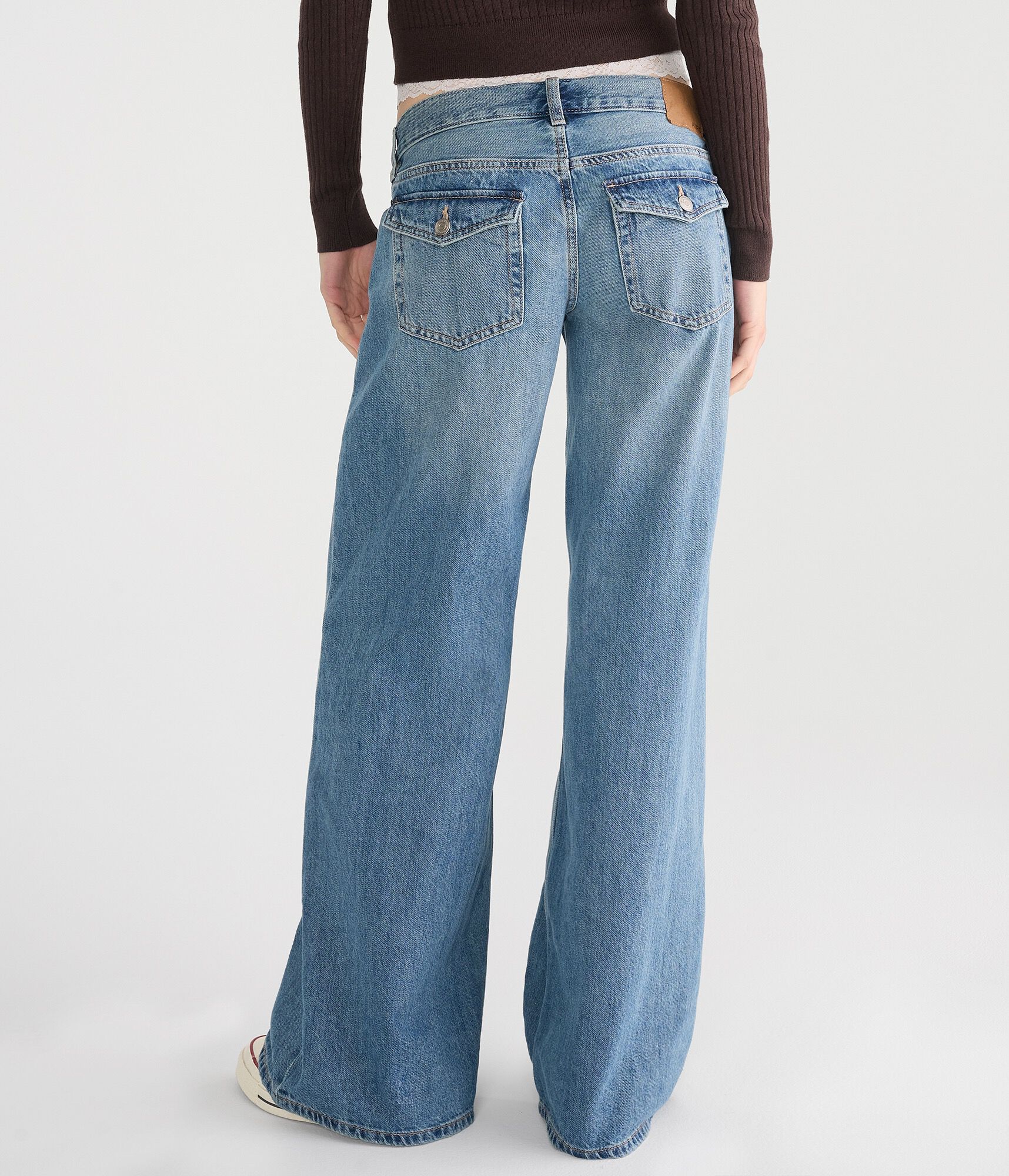 Super Low-Rise Ultra Wide Leg Jean