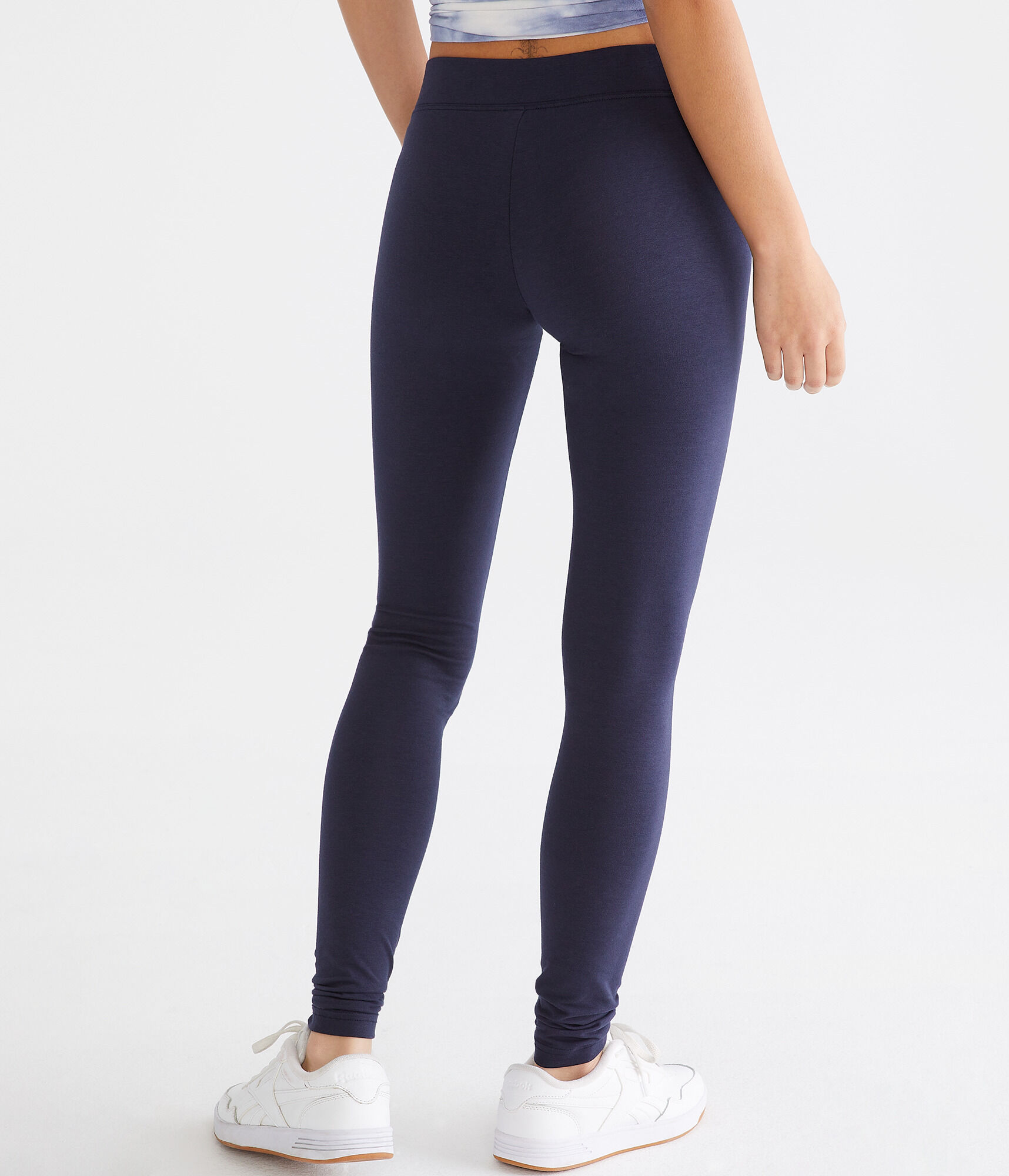 Mid-Rise Perfect Leggings
