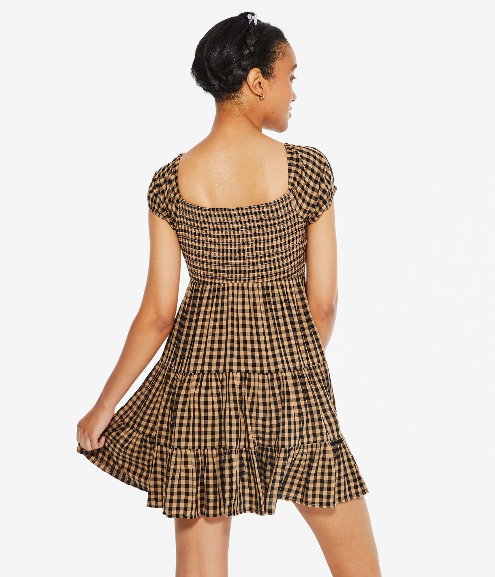 Gingham Scoop-Neck Smocked Babydoll Dress