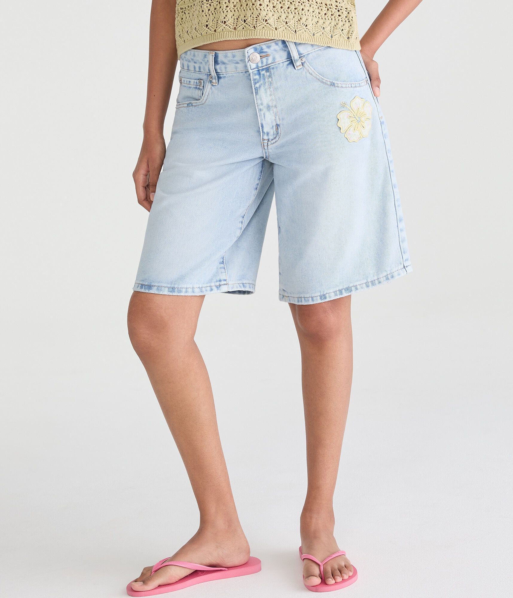 Low-Rise Baggy Denim Jorts