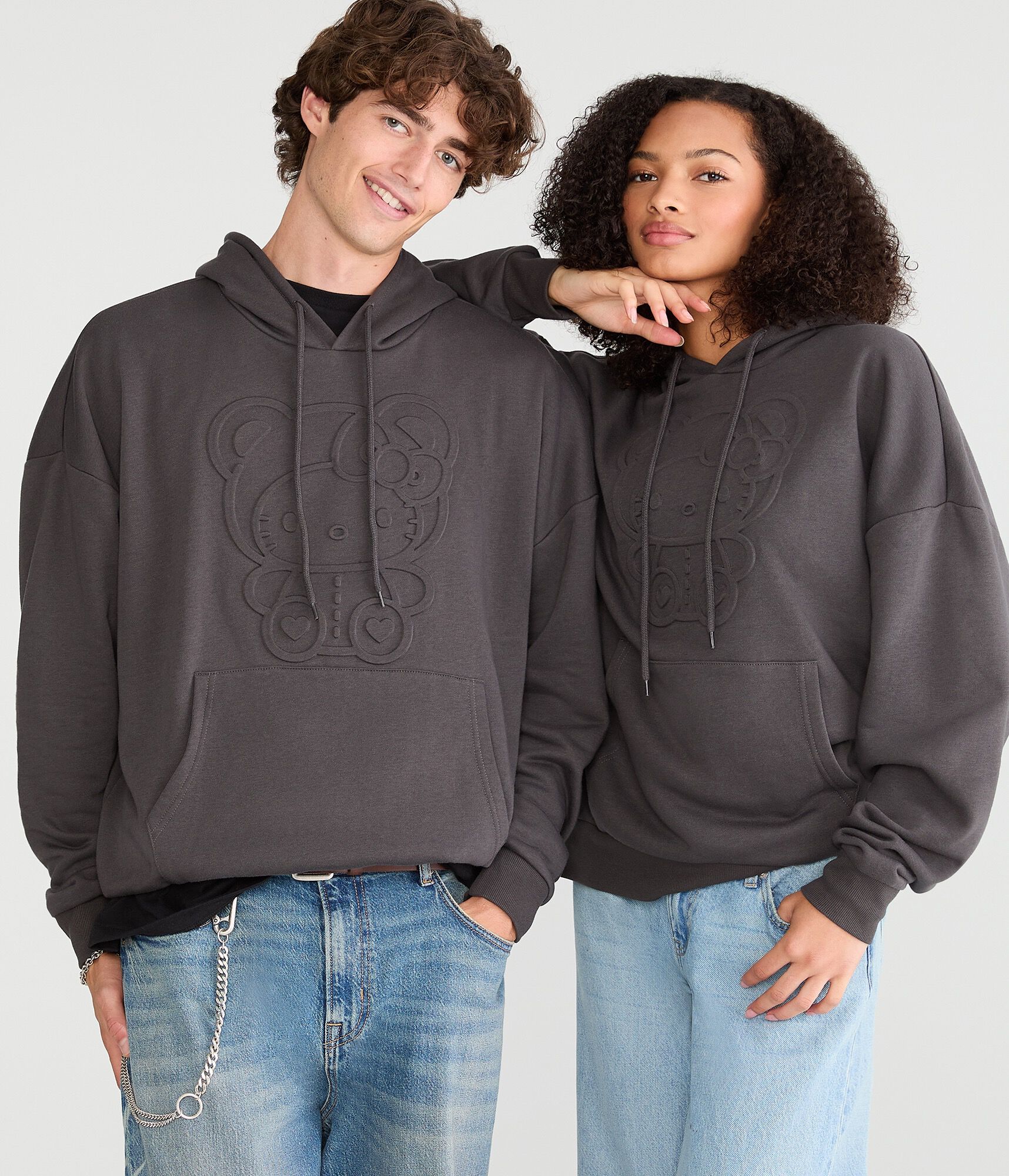 Hello Kitty | Aero Tonal Teddy Pullover Hoodie