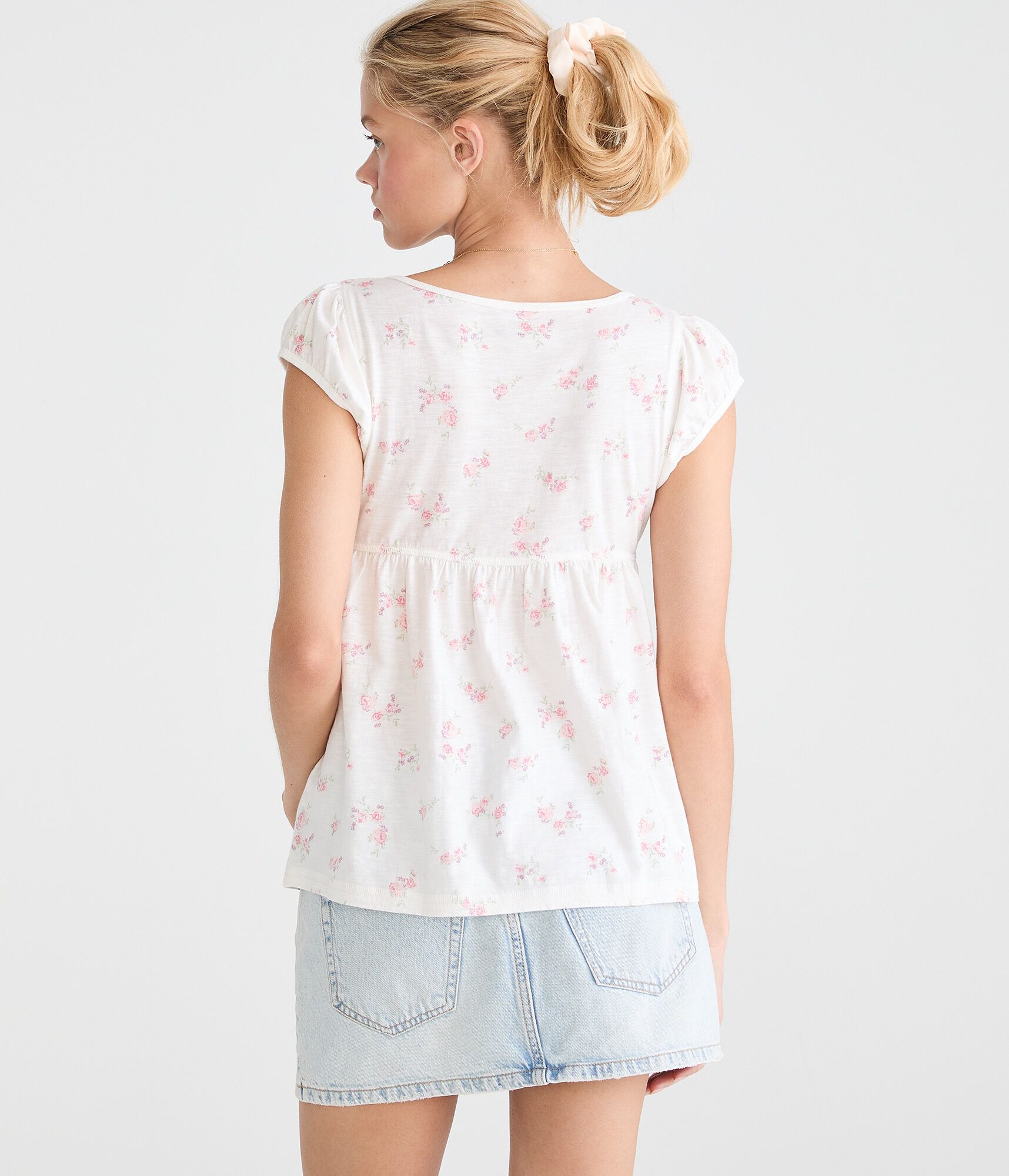 Floral Scoop-Neck Babydoll Tee
