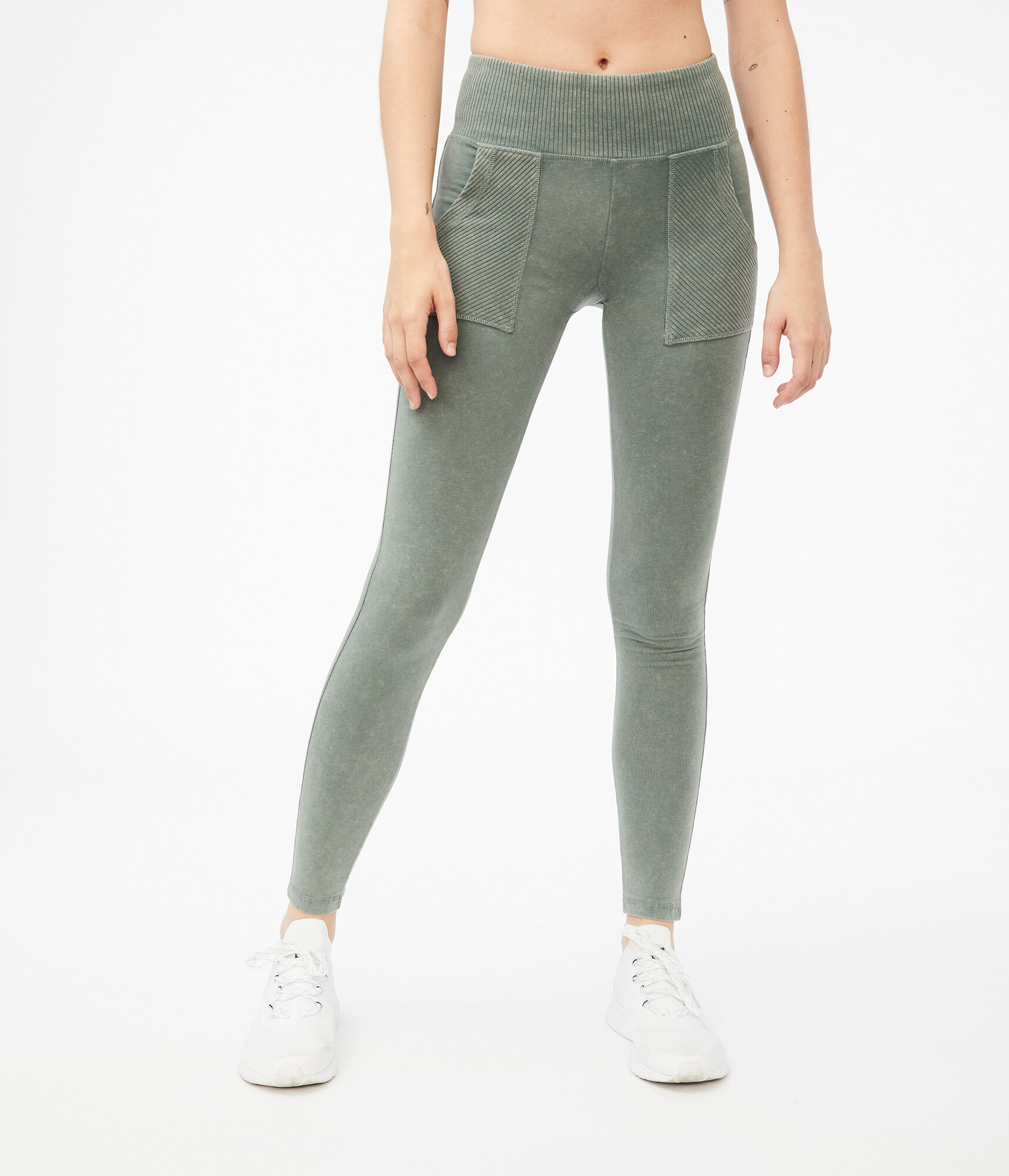 Acid Wash Ultra High-Rise Patch Pocket Leggings