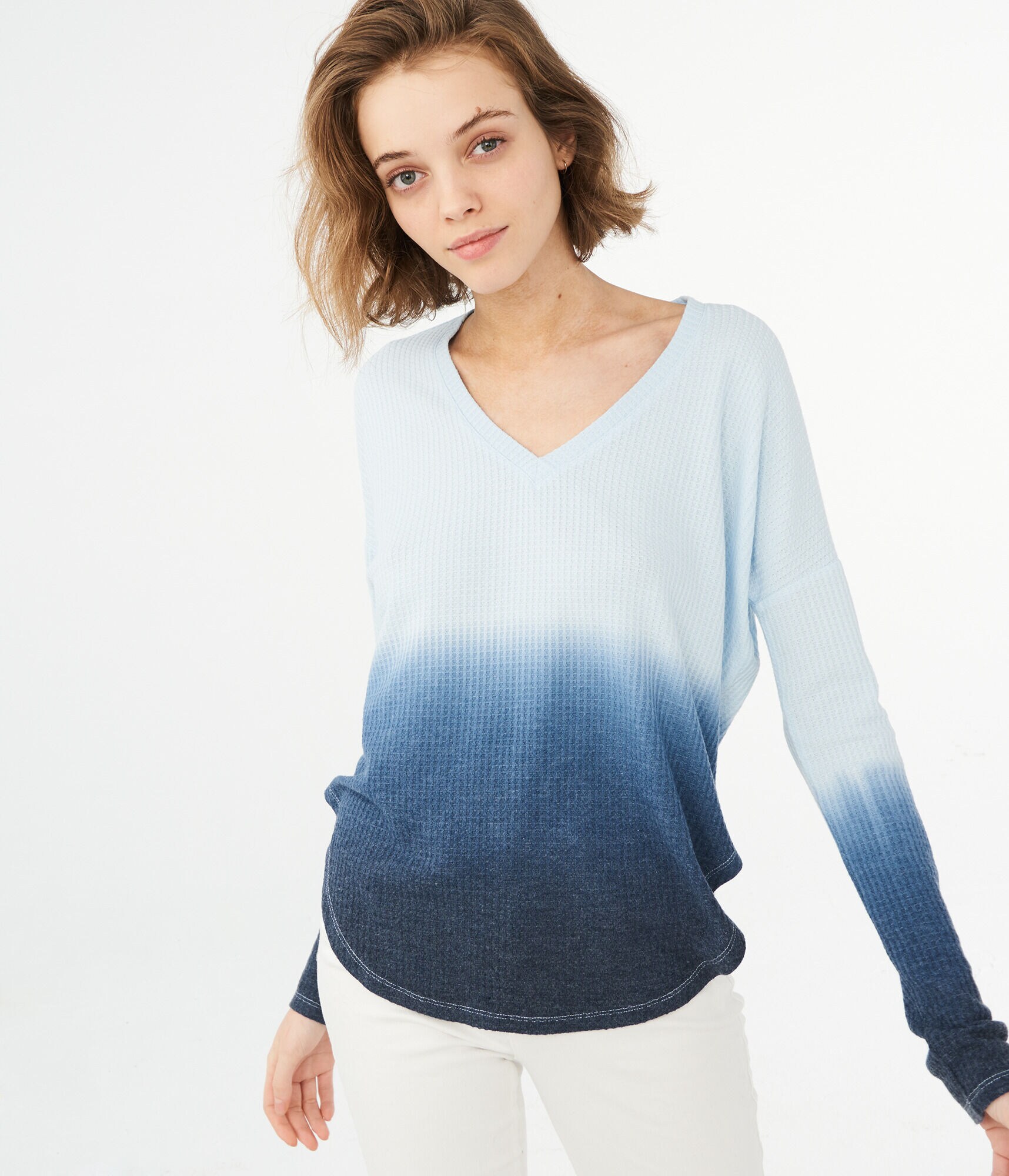 LLD Long Sleeve Dip-Dye V-Neck Thermal Tee
