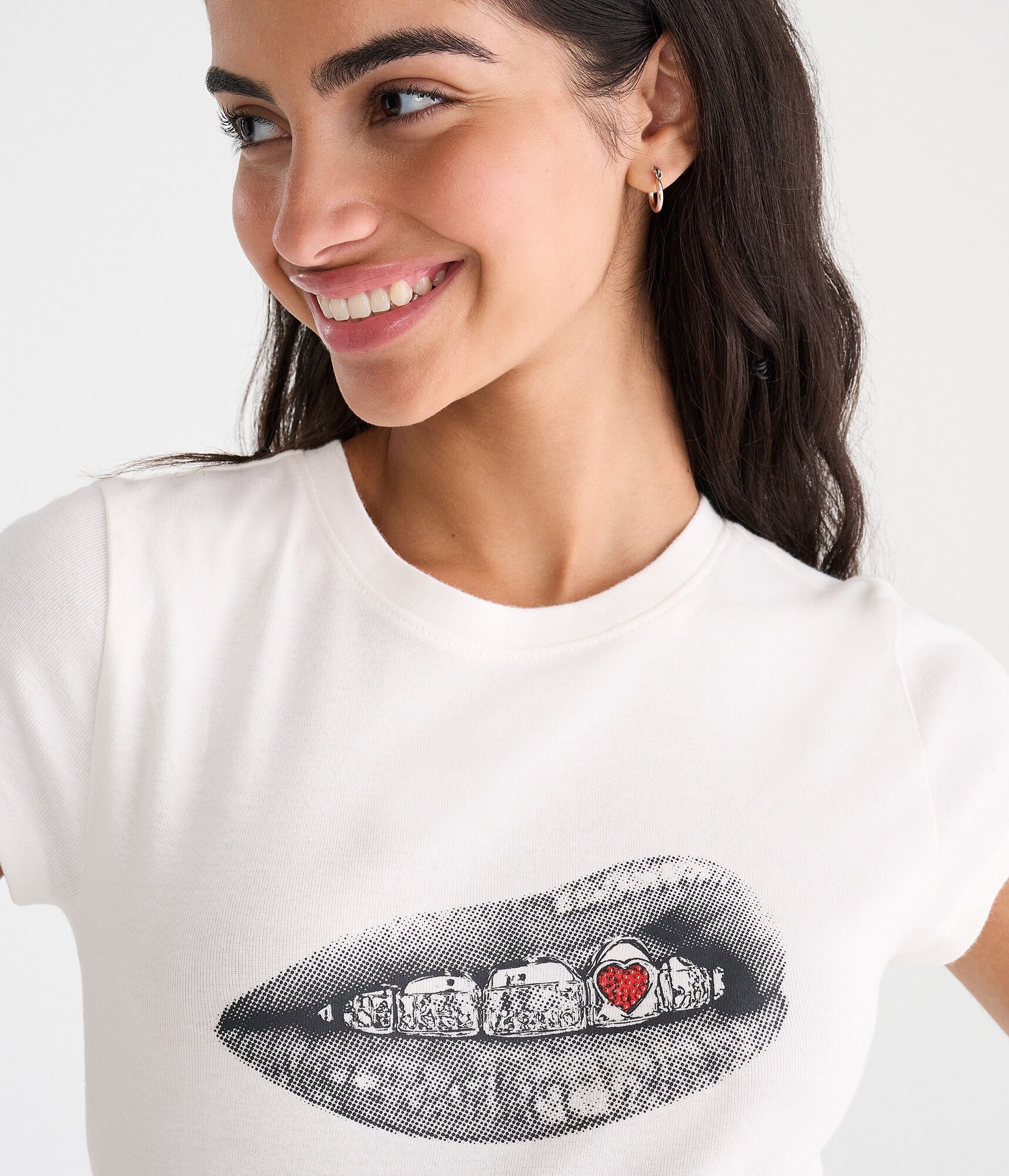 D&eacute;j&agrave; For Aero Rhinestone Heart Grill Graphic Baby Tee