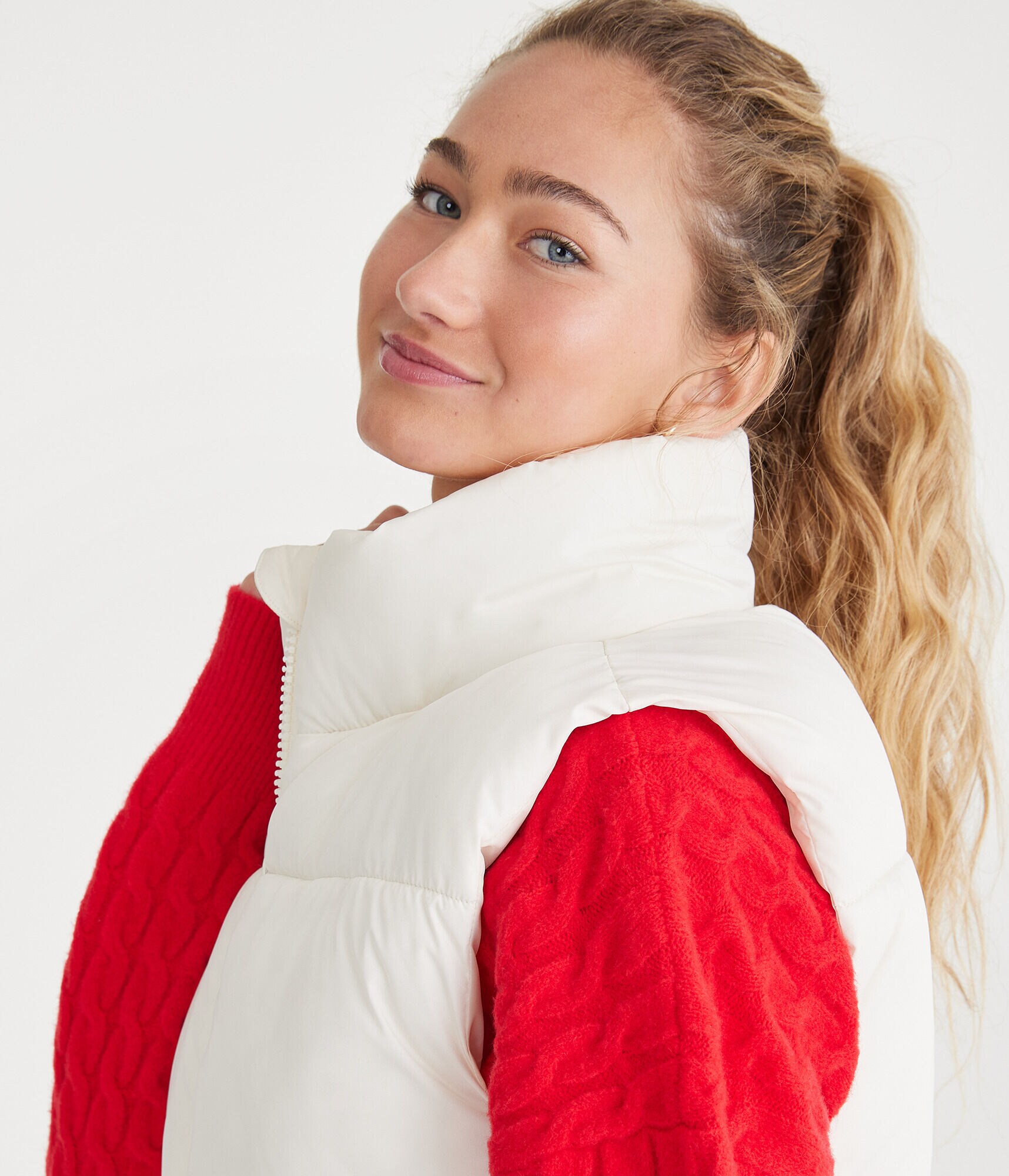 Lightweight Quilted Puffer Vest