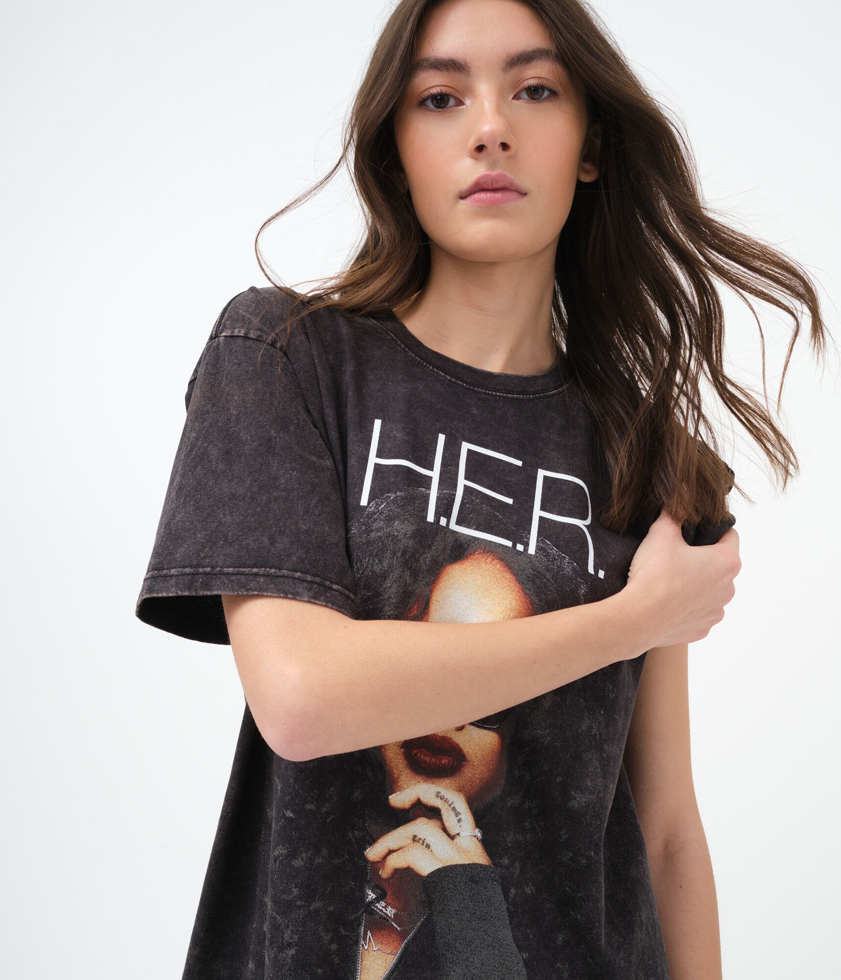 H.E.R. Boyfriend Graphic Tee