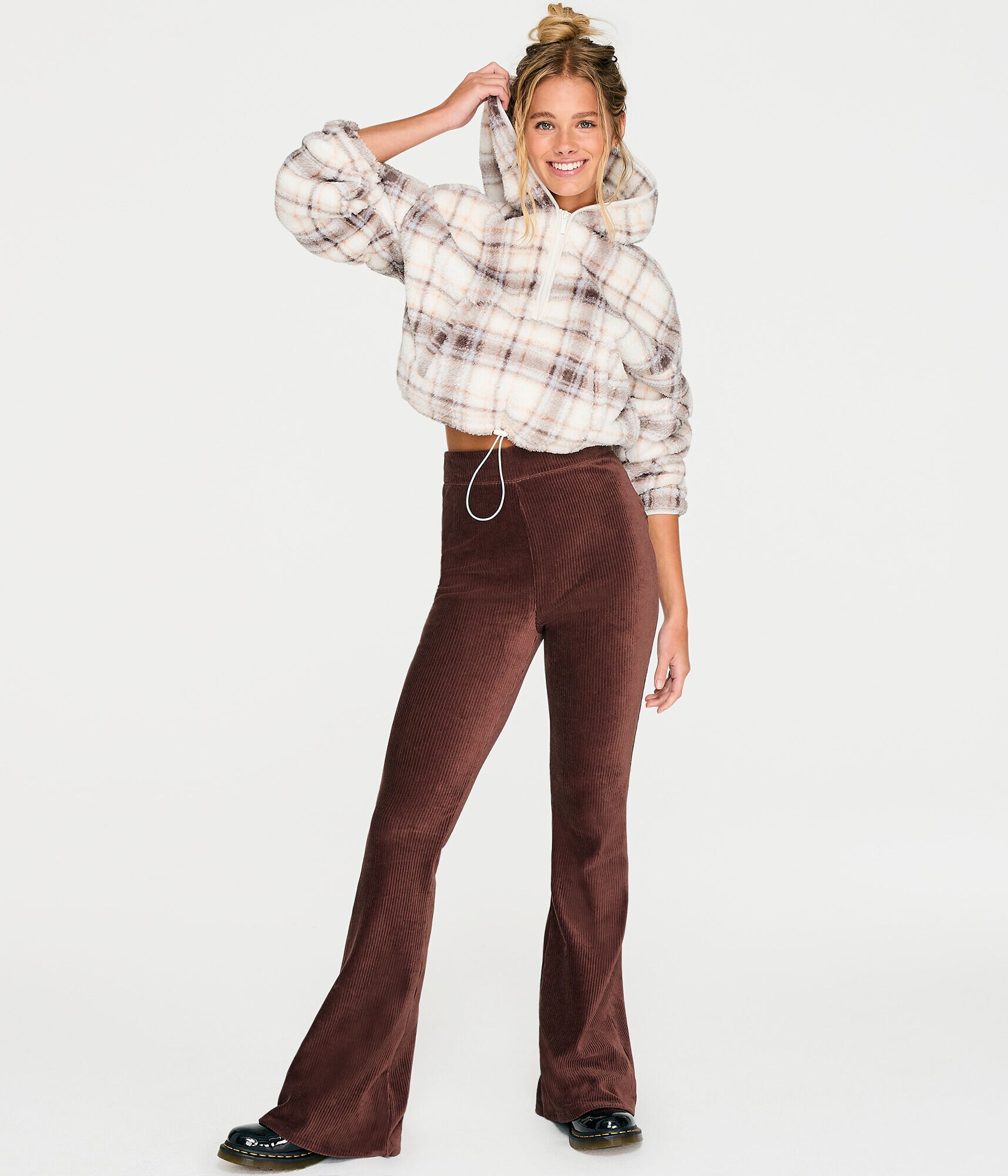 High-Rise Ribbed Velour Flare Pants