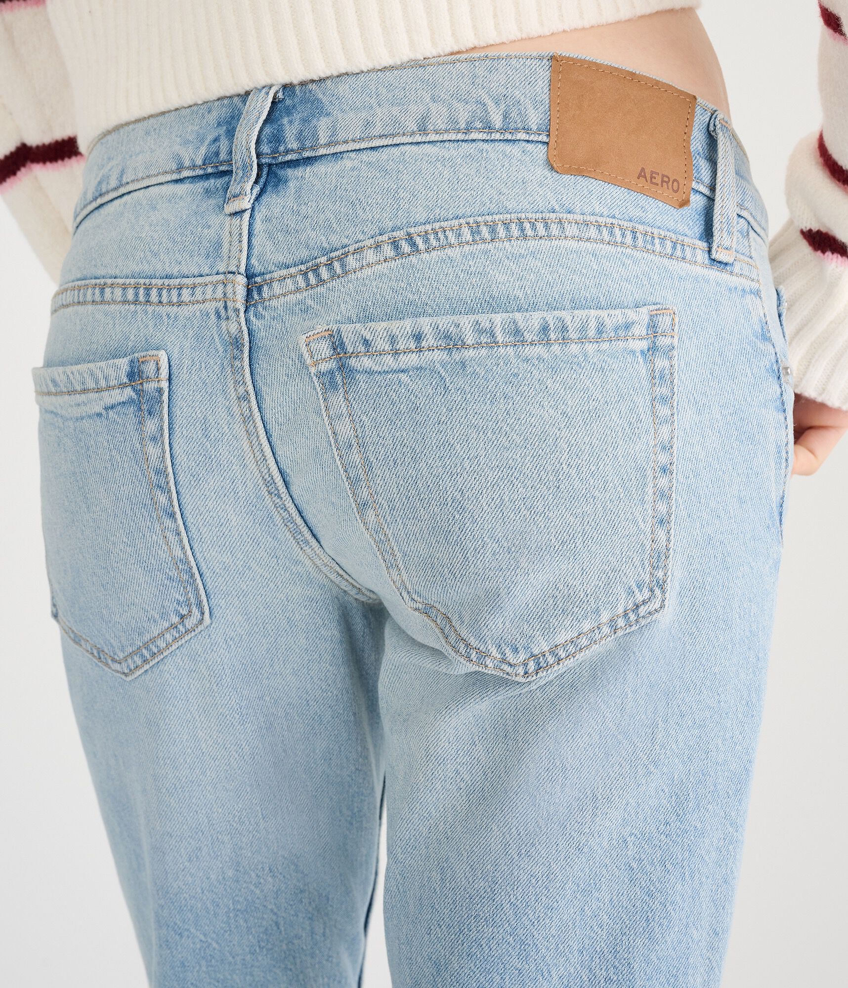 Super Low-Rise Straight Jean