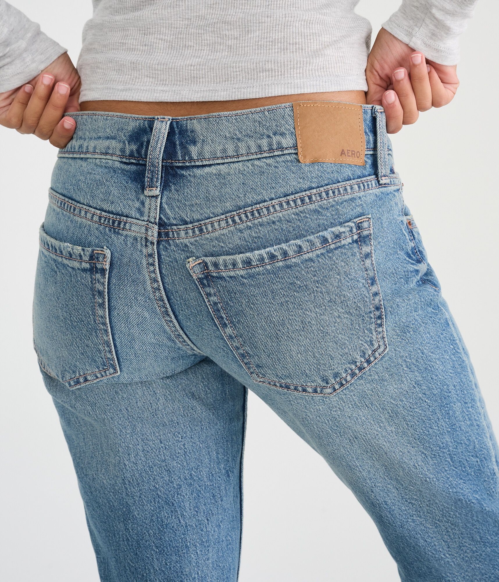 Super Low-Rise Straight Jean