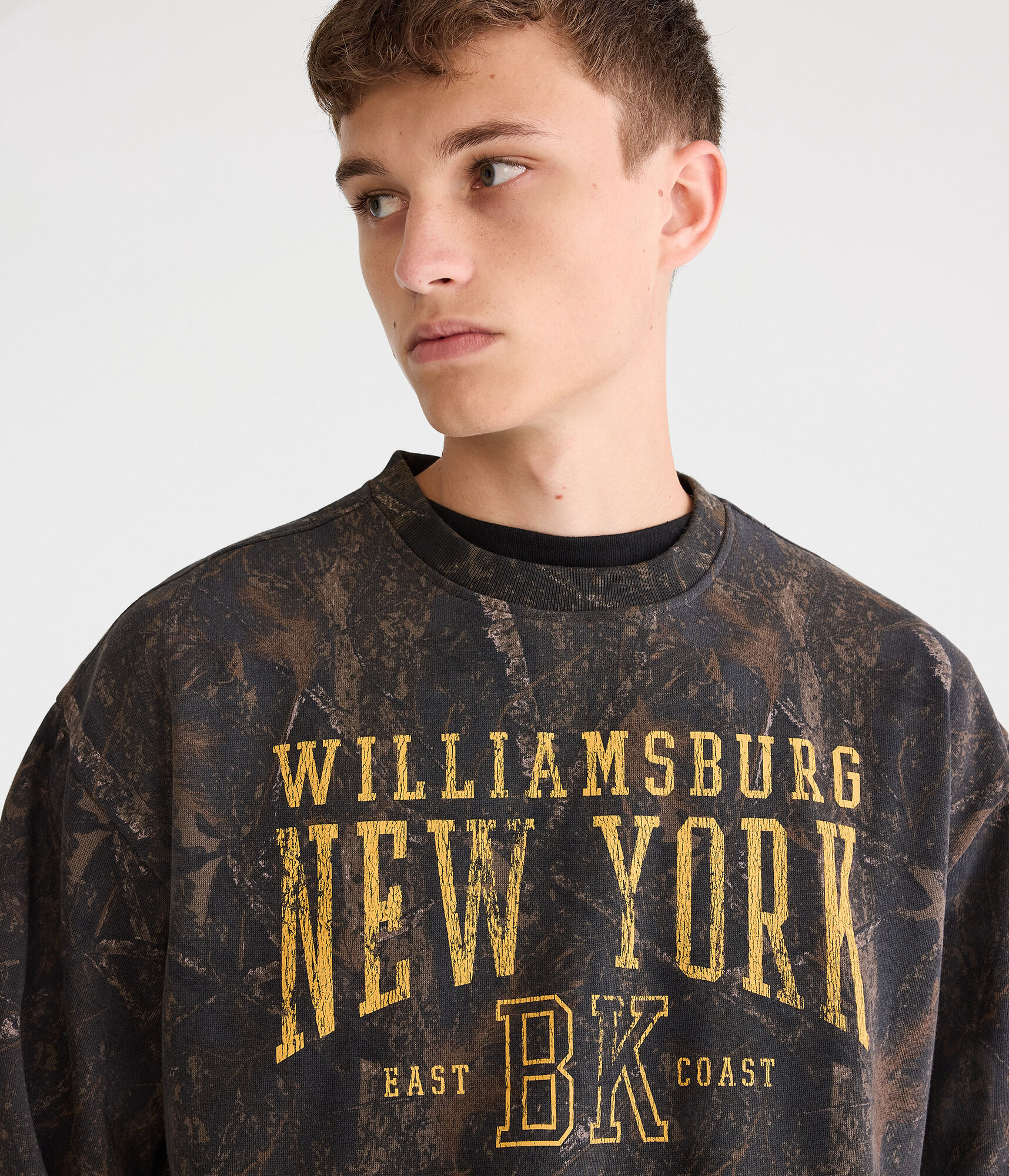 Williamsburg Camo Boxy Crew Sweatshirt