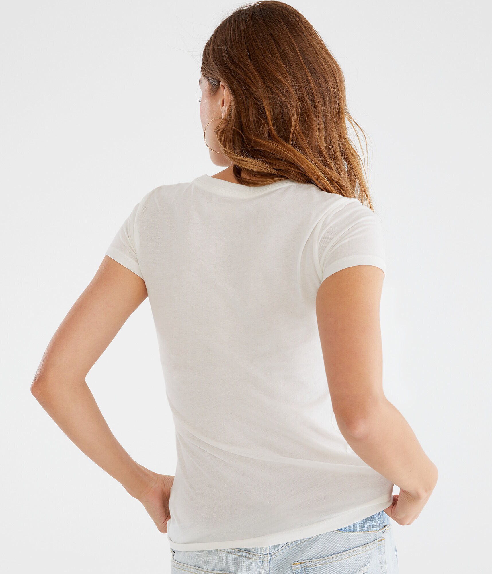 Aeropostale Floral Arch Appliqu&eacute; Graphic Tee