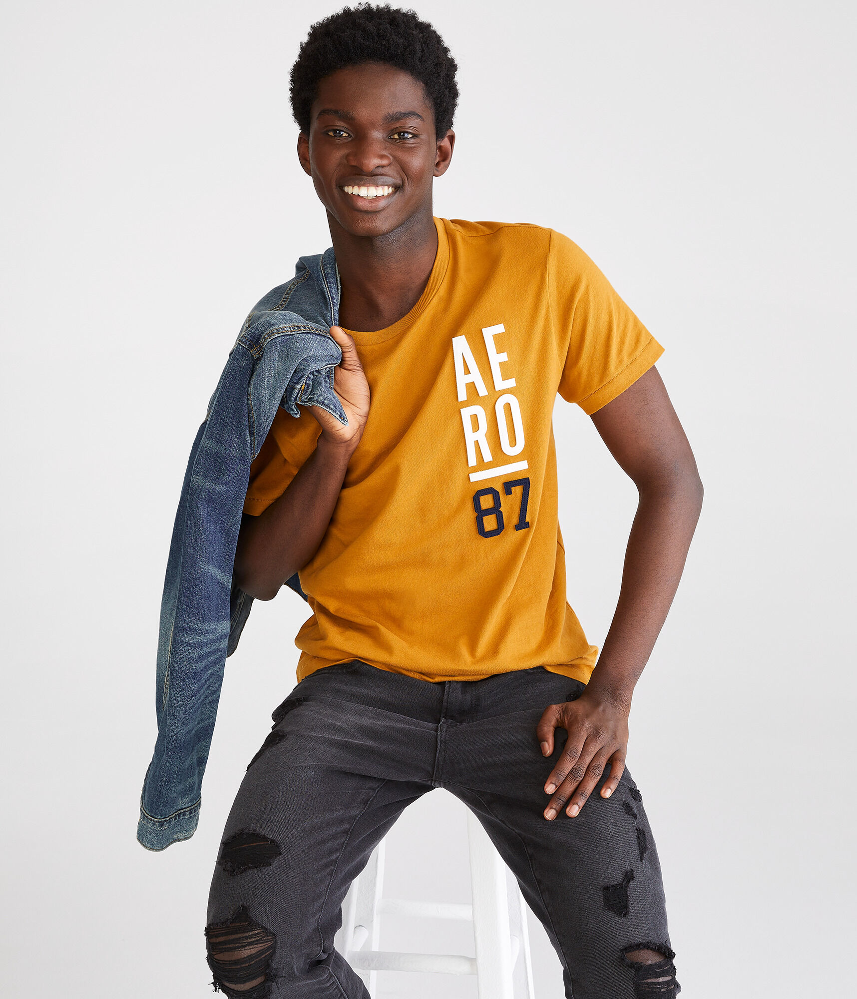 Stacked Aero Logo Appliqu&eacute; Graphic Tee