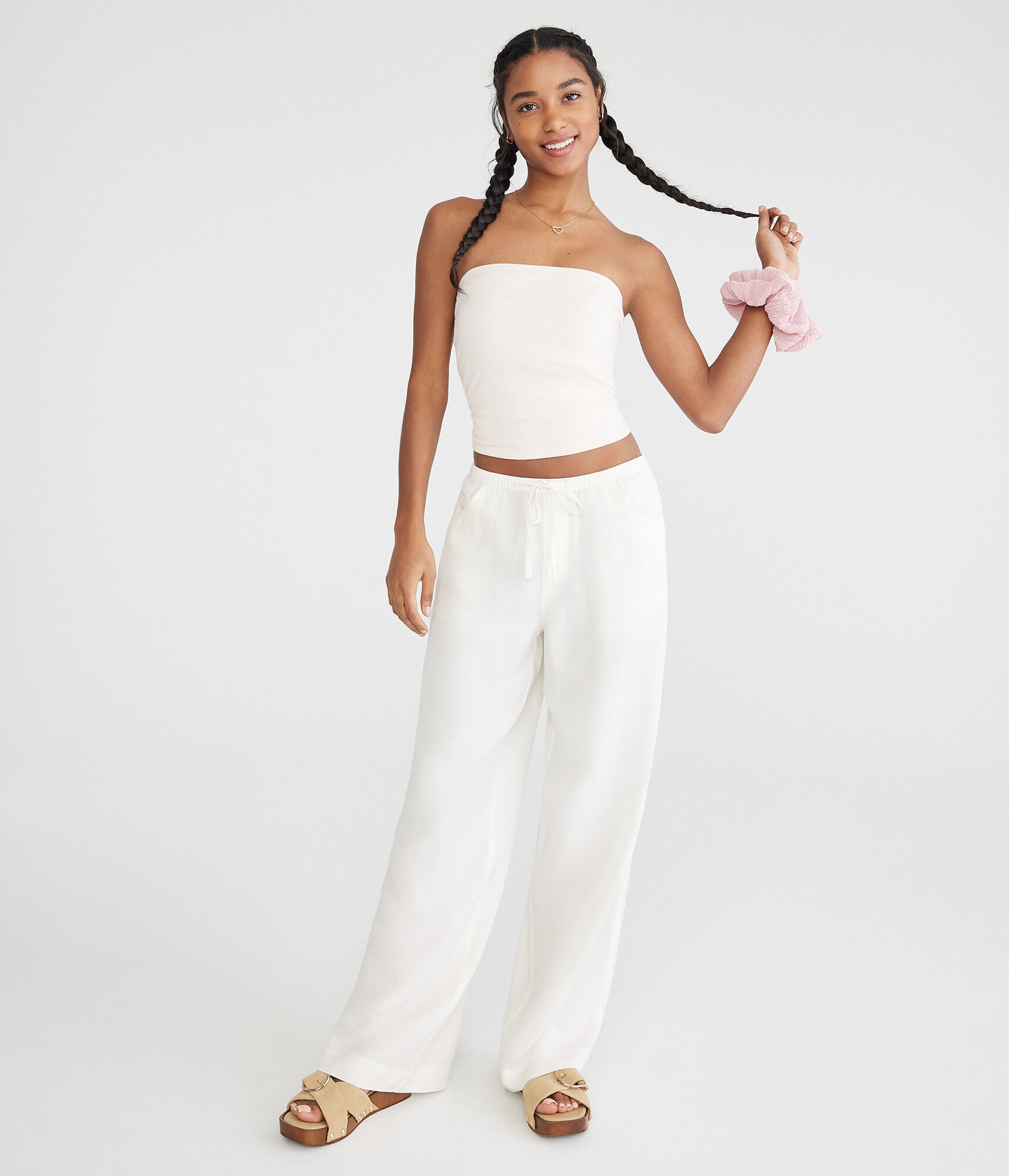Low-Rise Wide Leg Drawstring Pants