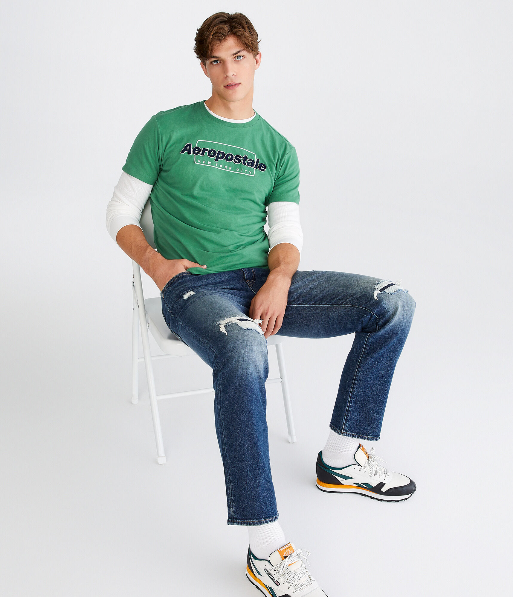 Aeropostale New York City Box Logo Appliqu&eacute; Graphic Tee