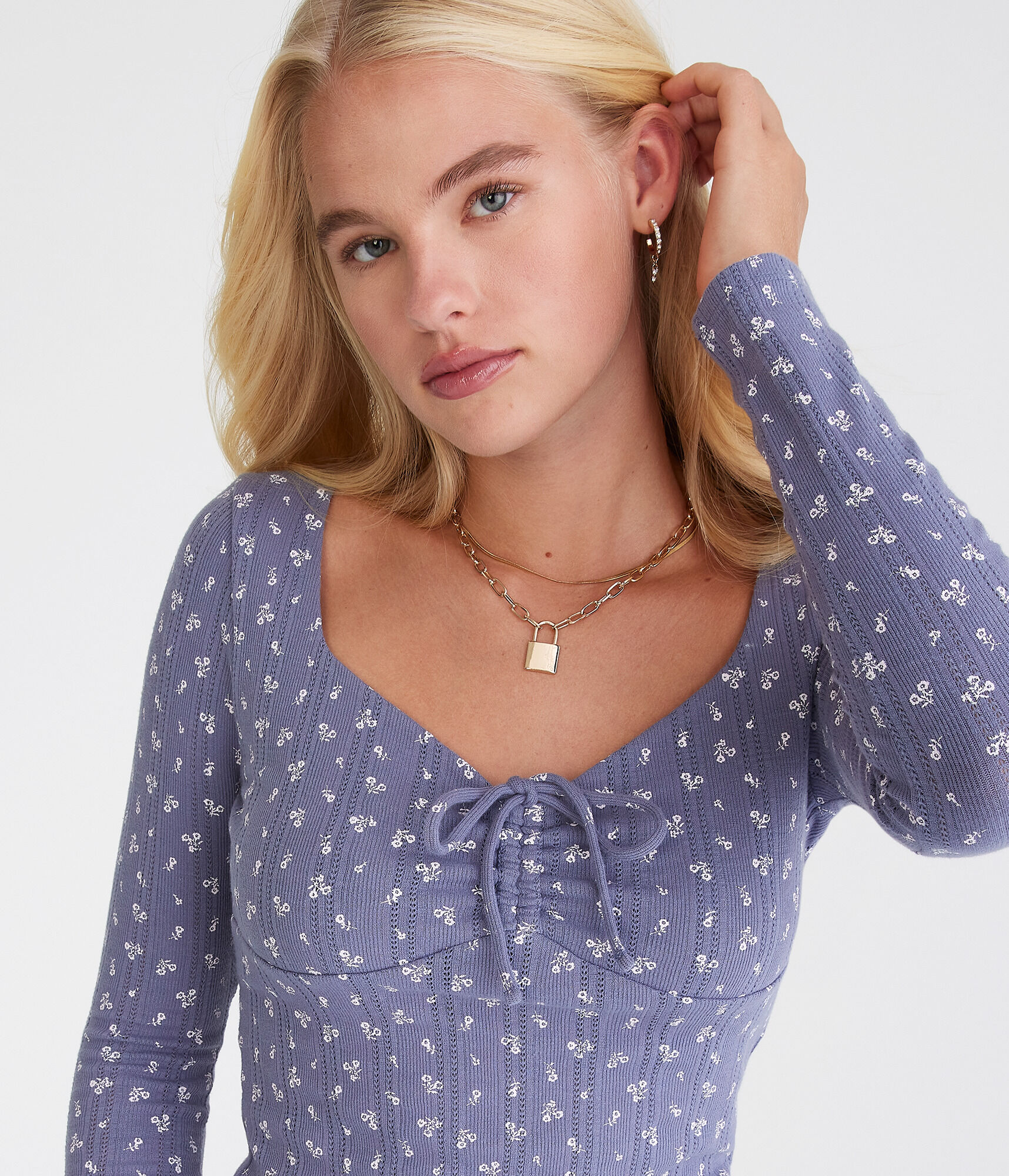 Long Sleeve Floral Cinch-Front V-Neck Crop Top
